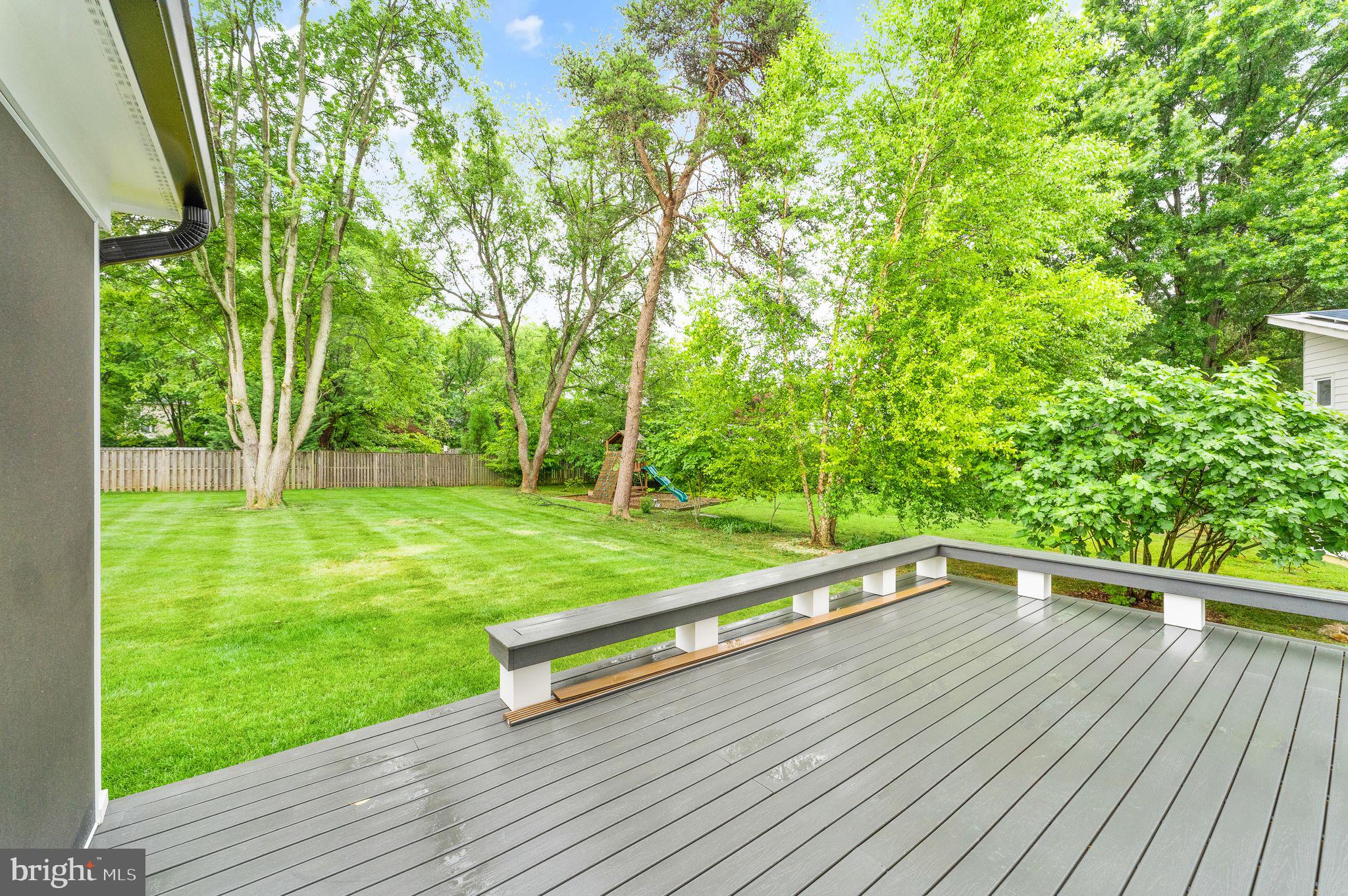 VIENNA WOODS - Residential