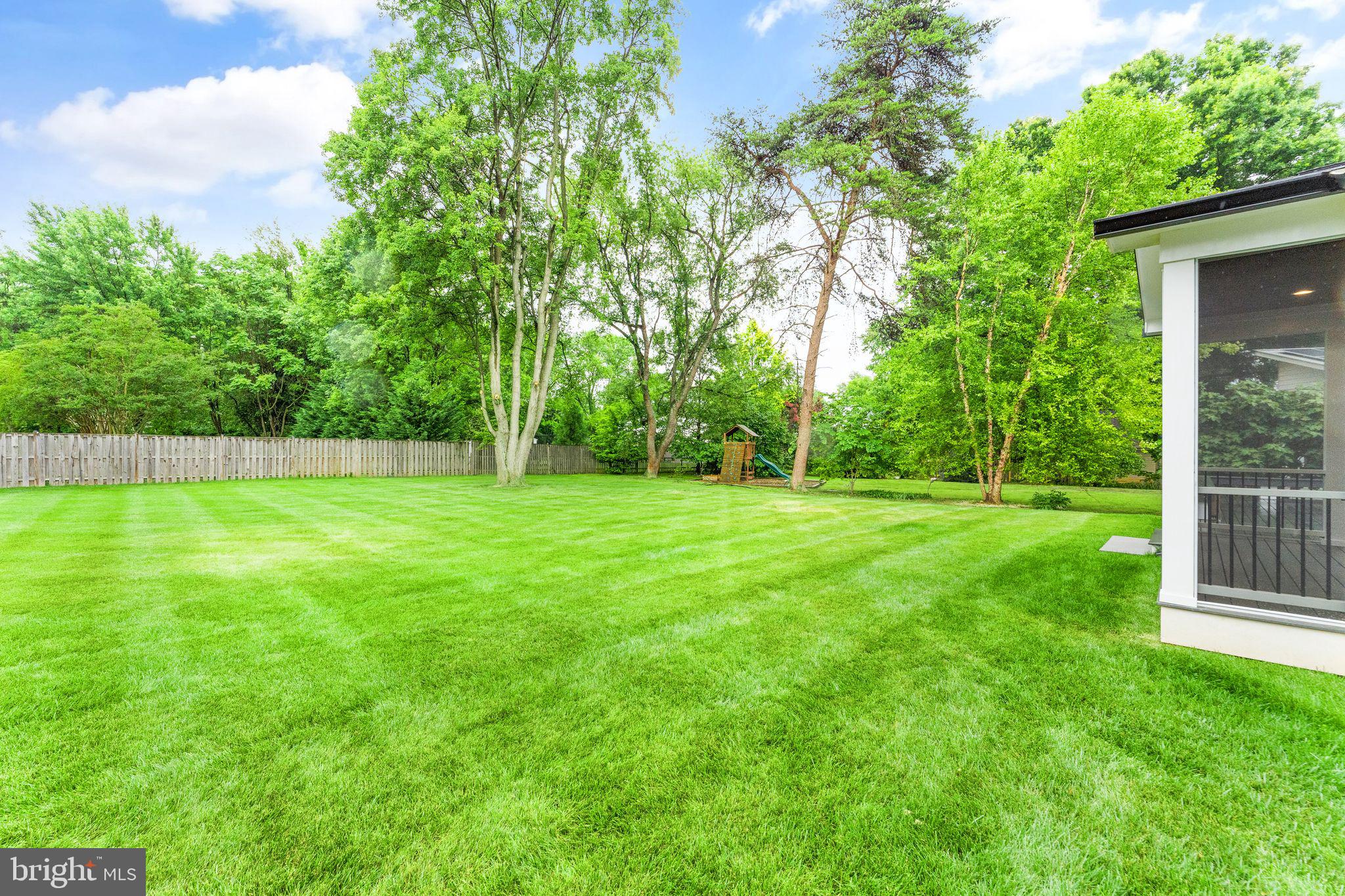 VIENNA WOODS - Residential