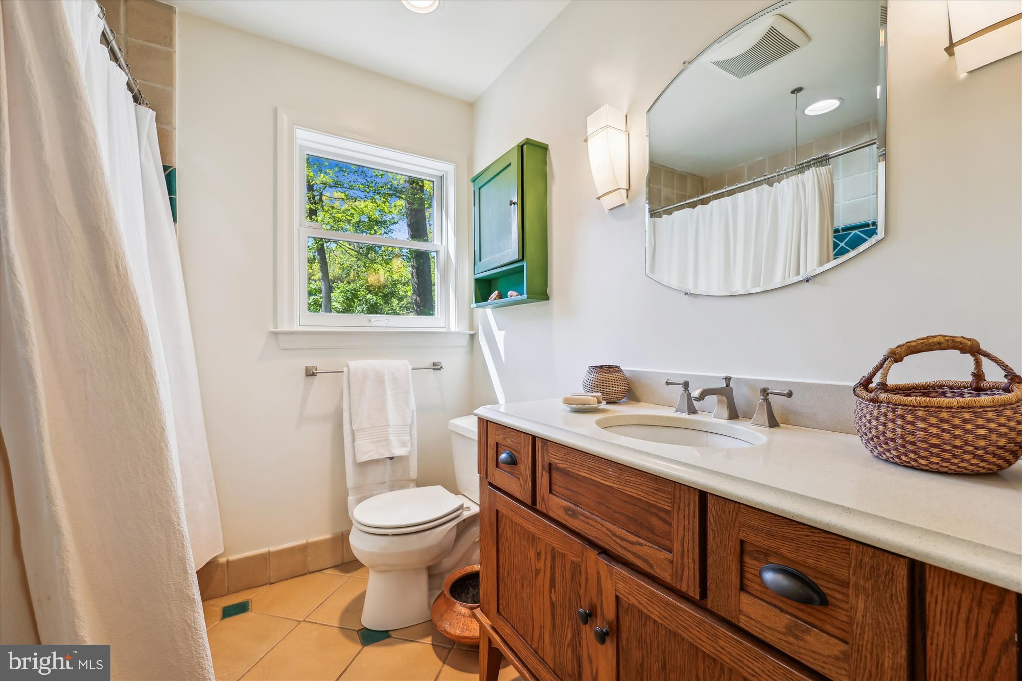 HILLANDALE - Residential