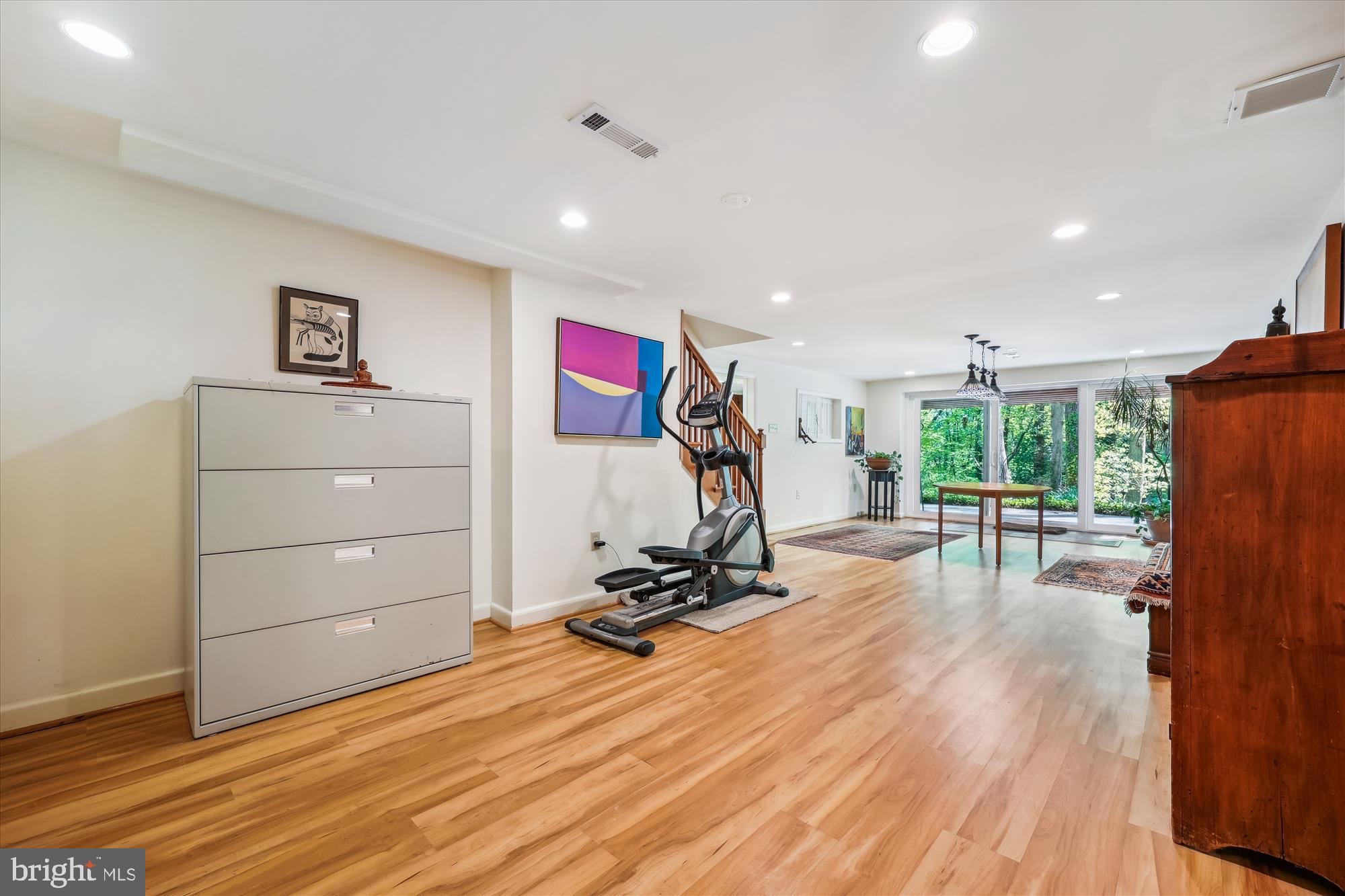 HILLANDALE - Residential