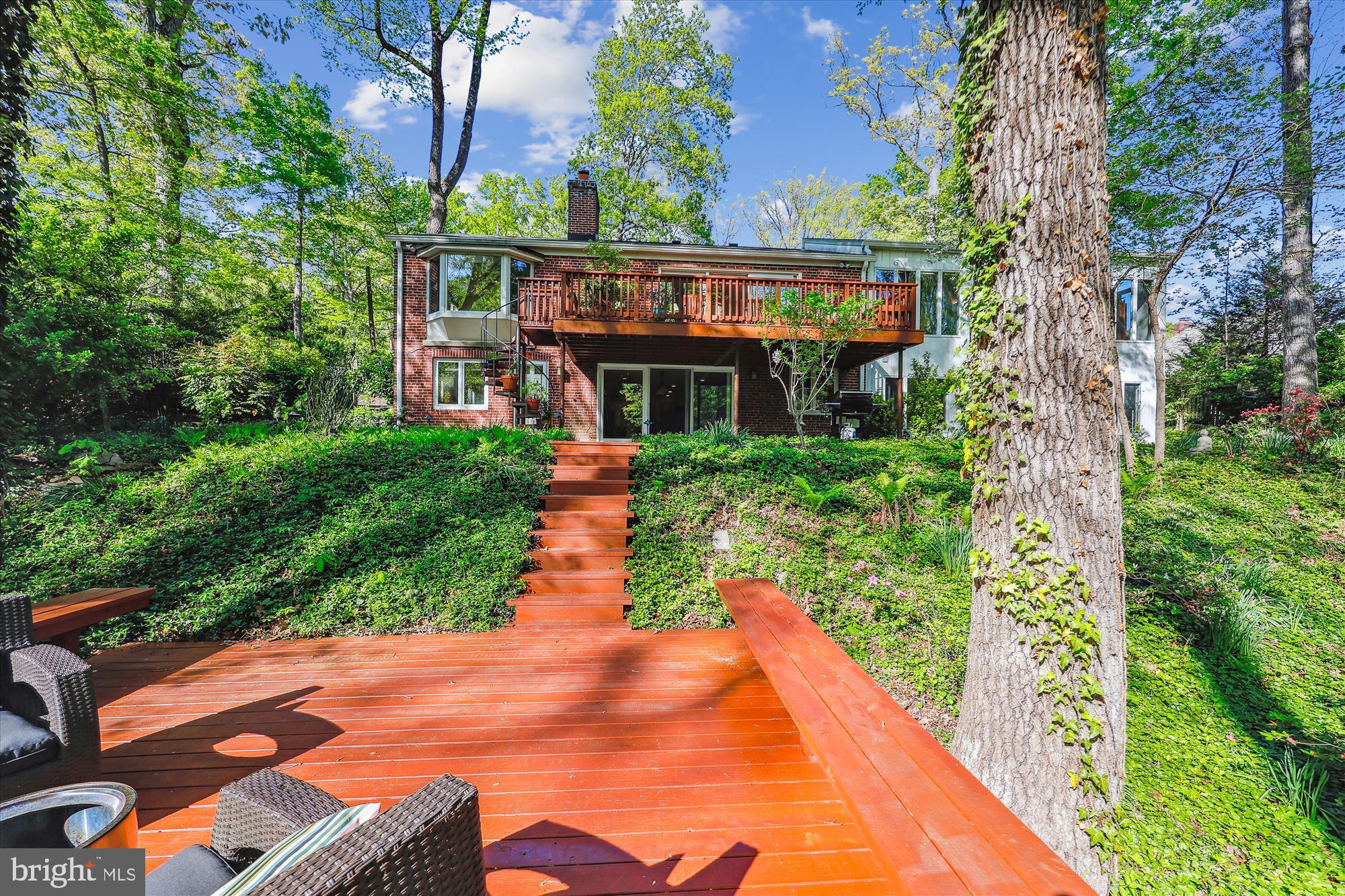 HILLANDALE - Residential