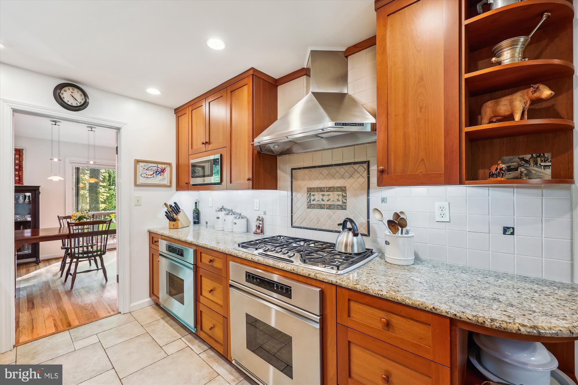 HILLANDALE - Residential