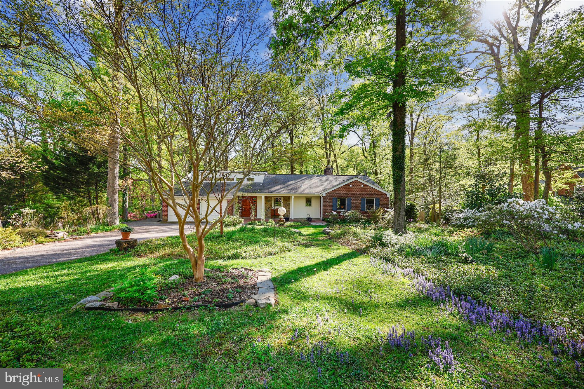 HILLANDALE - Residential