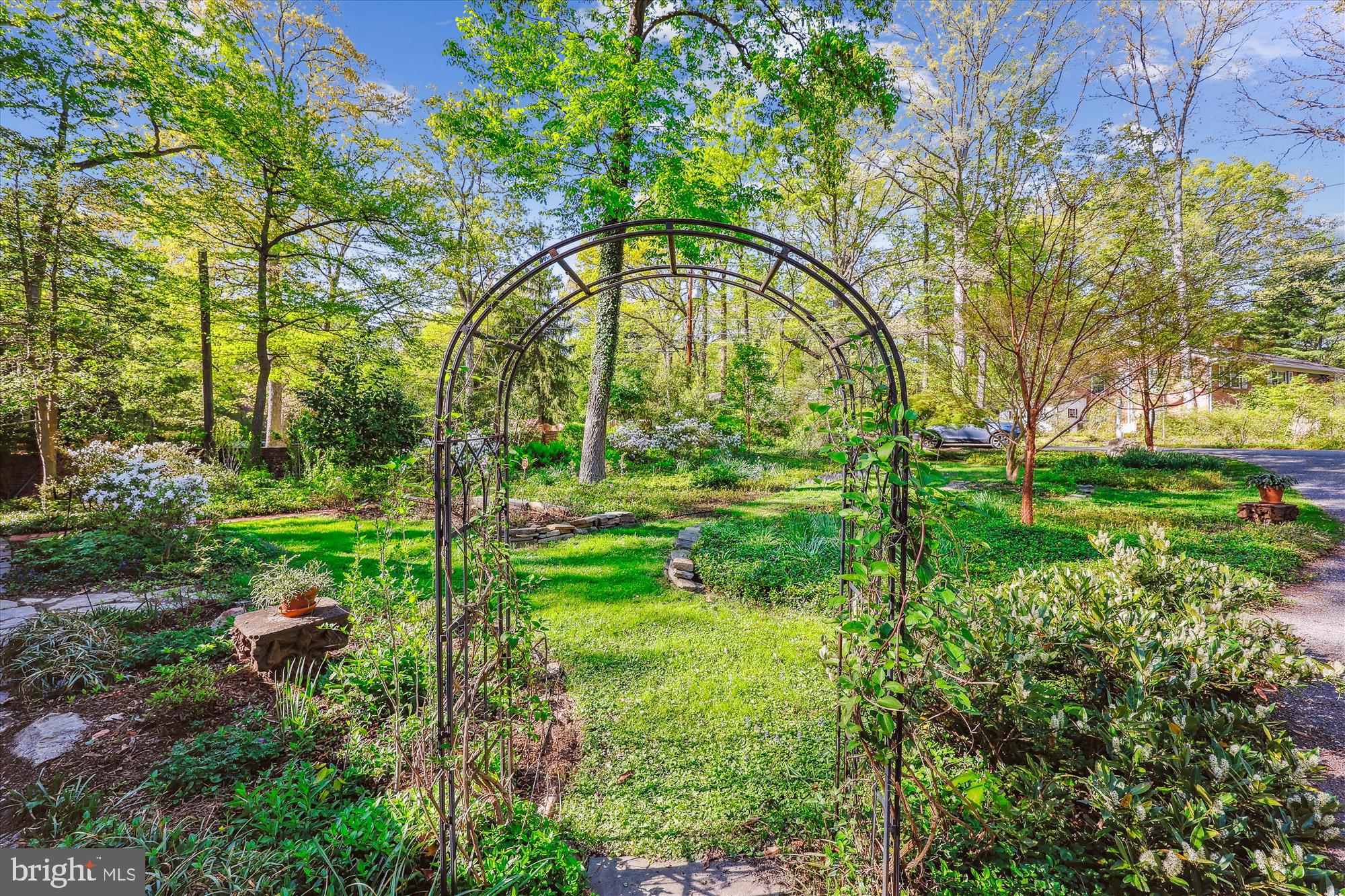 HILLANDALE - Residential