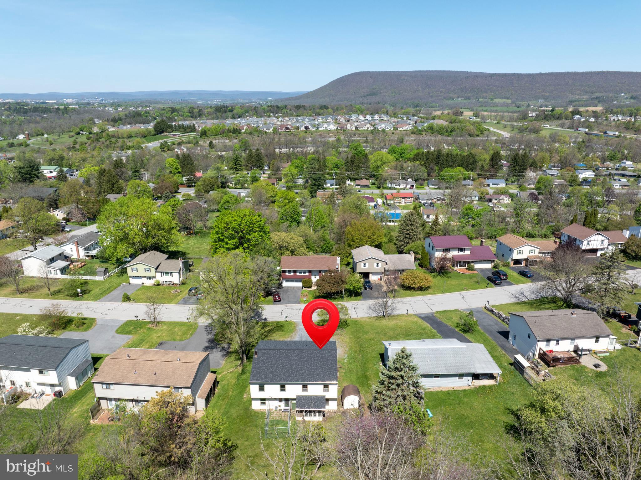 COUNTRY PLACE - Residential