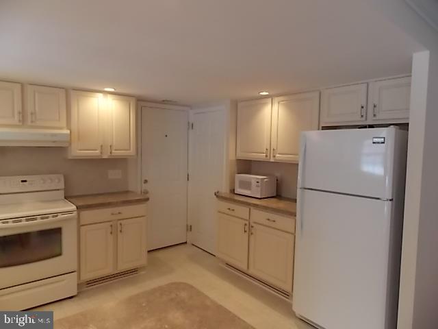 HAINES ACRES - Residential