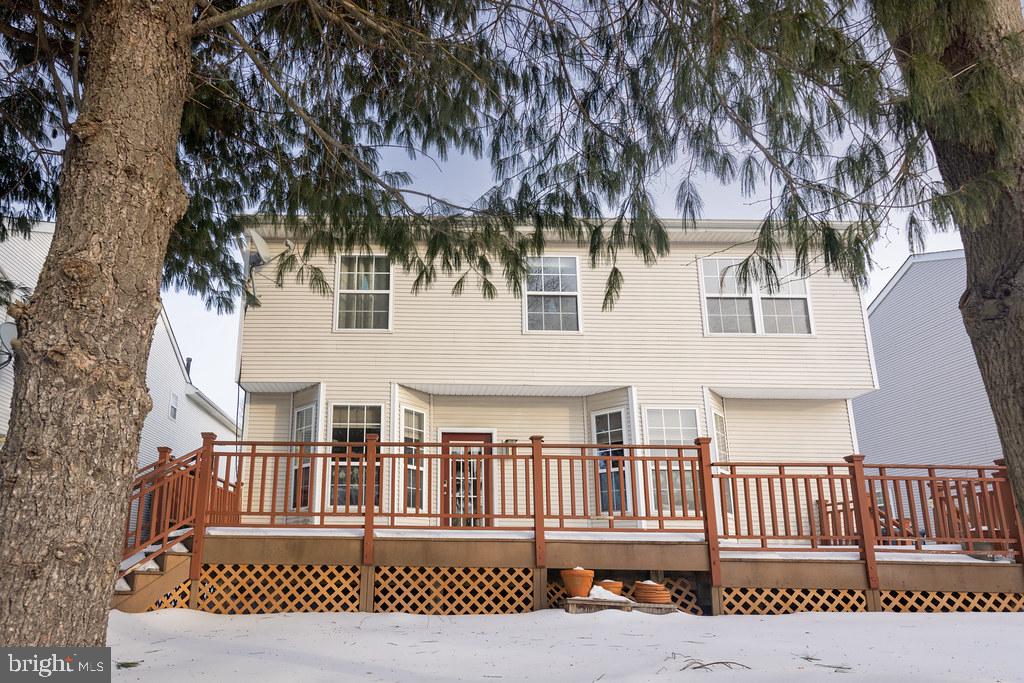 75 FOUNTAYNE LANE