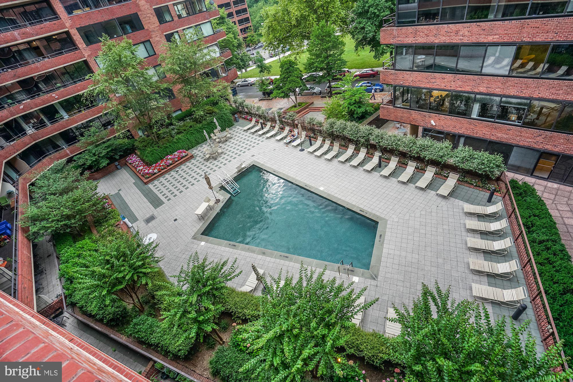 2555 PENNSYLVANIA AVENUE NW 810