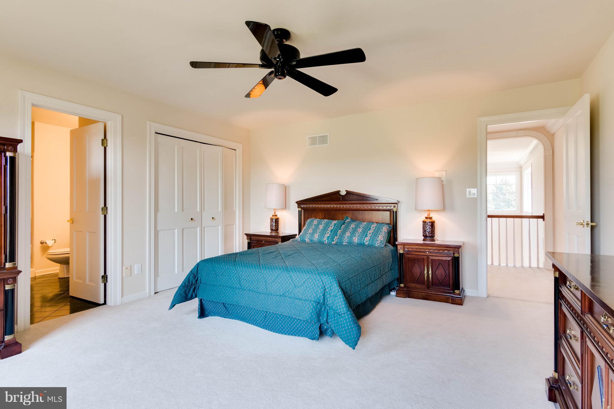 TODD LAKES - Residential