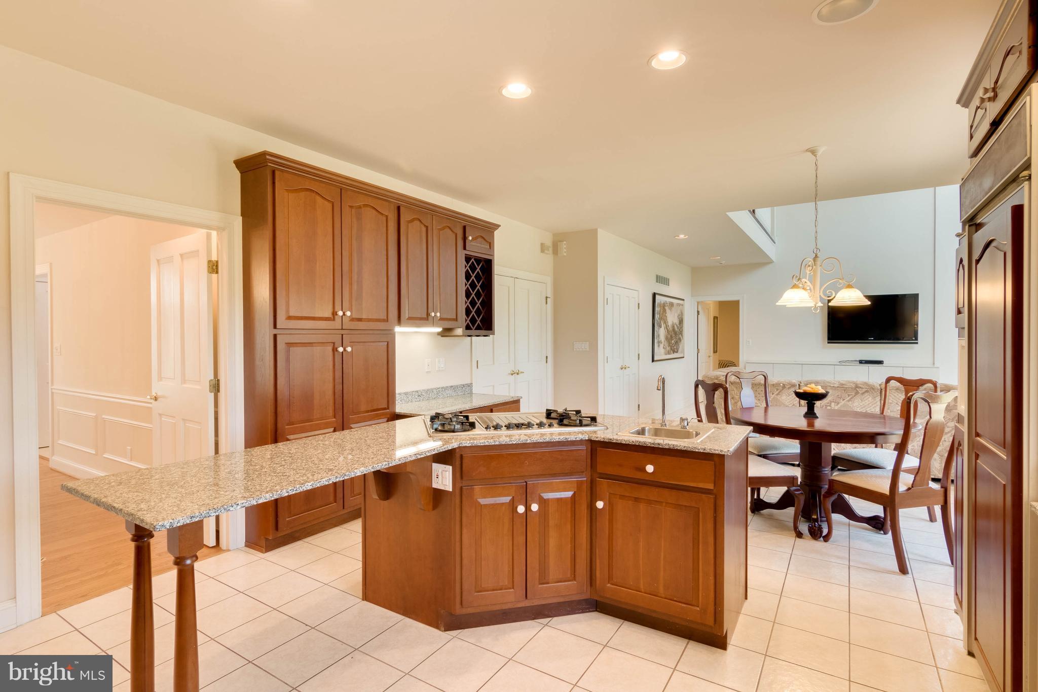 TODD LAKES - Residential