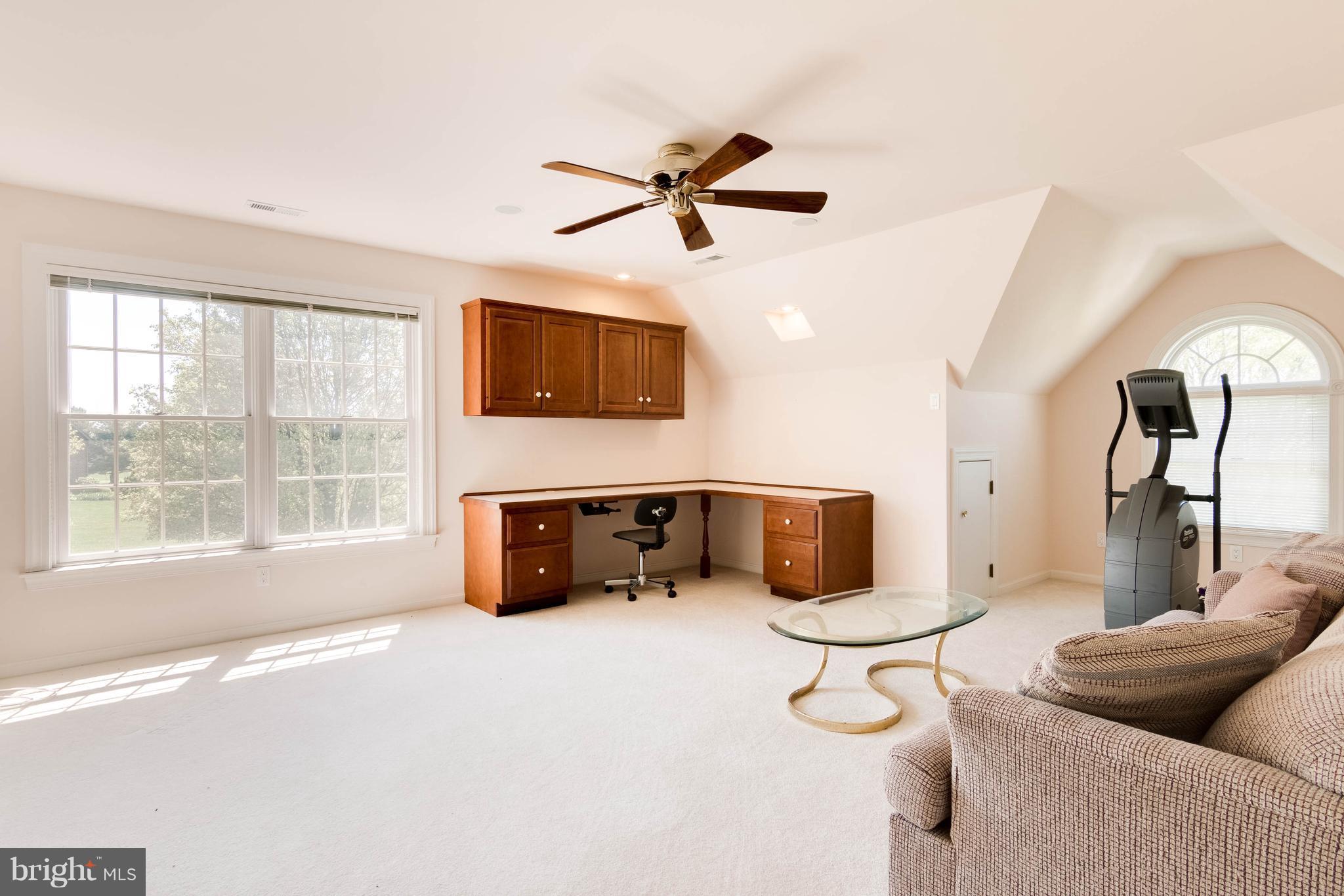 TODD LAKES - Residential