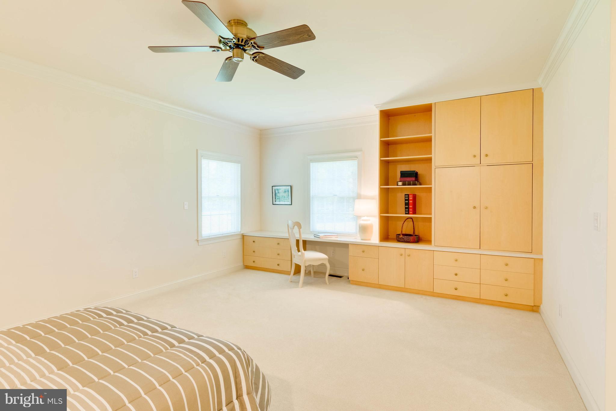 TODD LAKES - Residential