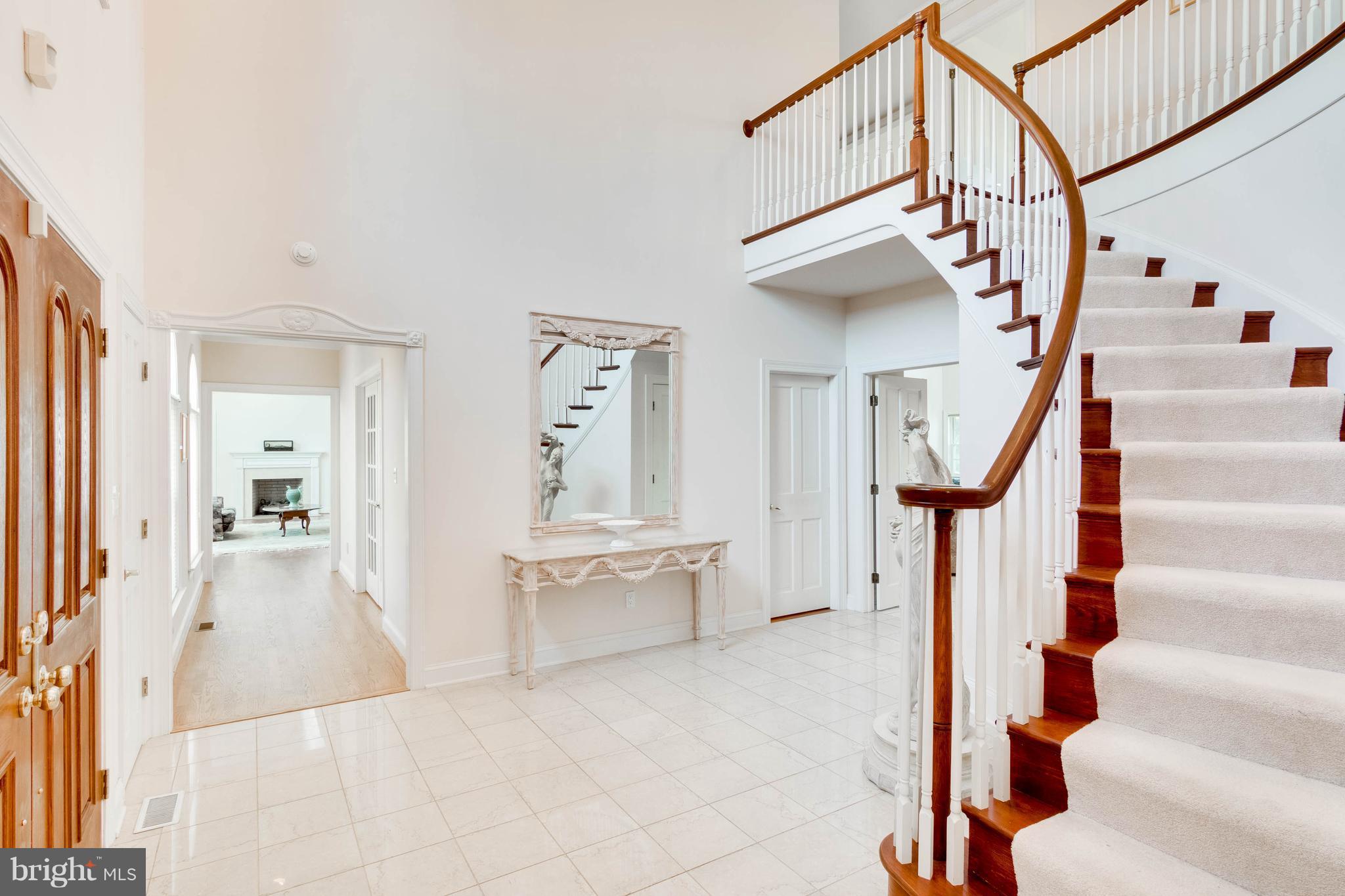 TODD LAKES - Residential