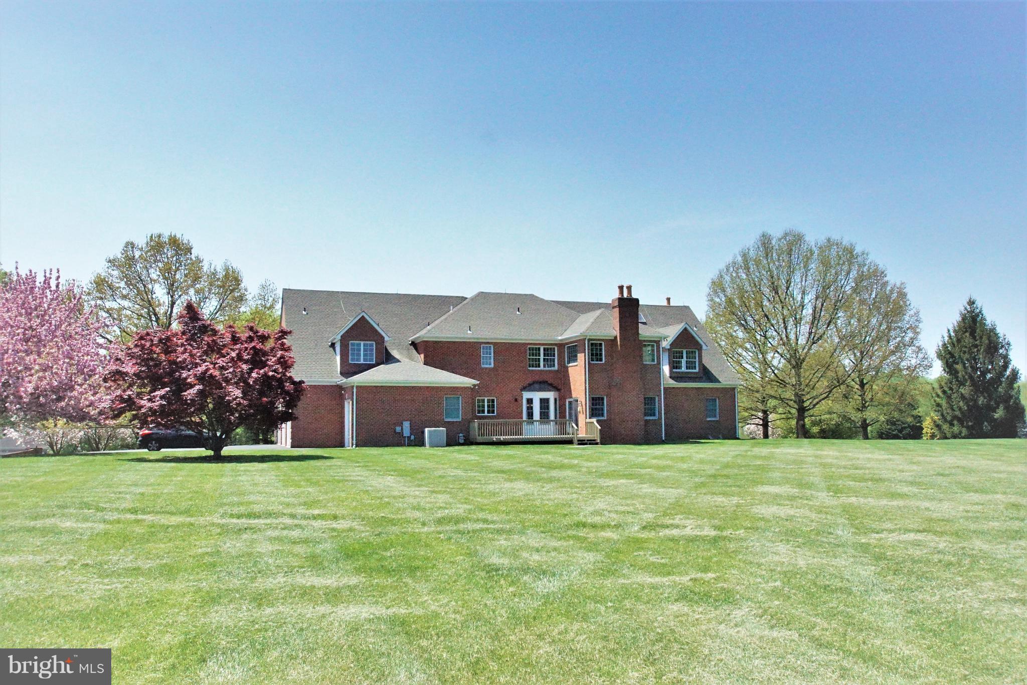 TODD LAKES - Residential