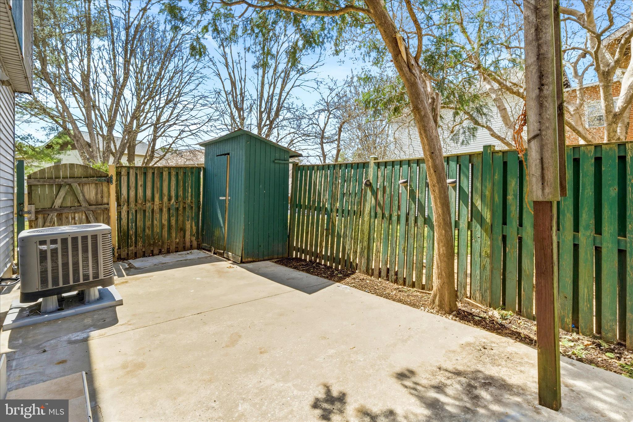 NEWPORT ESTATES - Residential