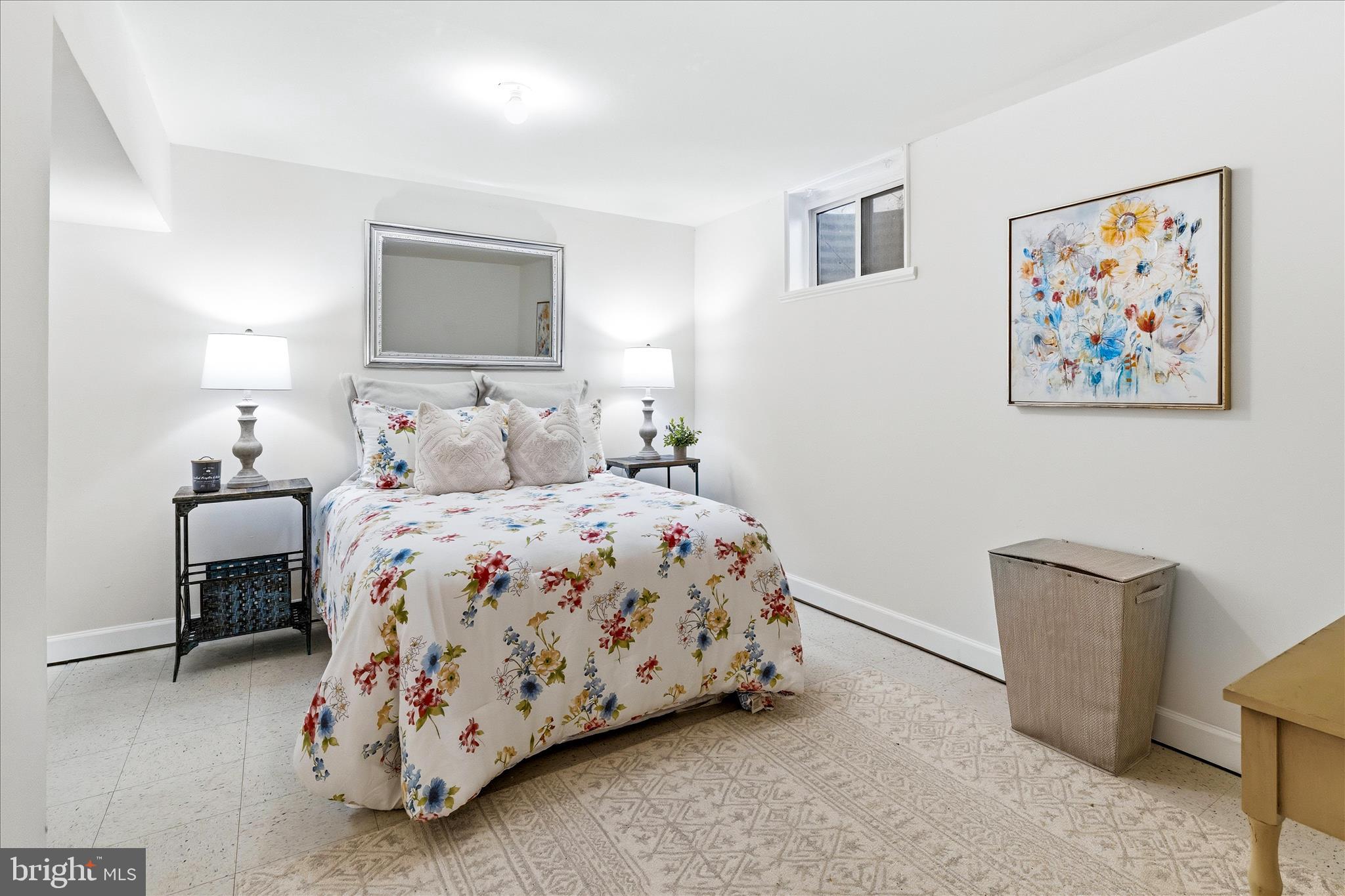 NEWPORT ESTATES - Residential