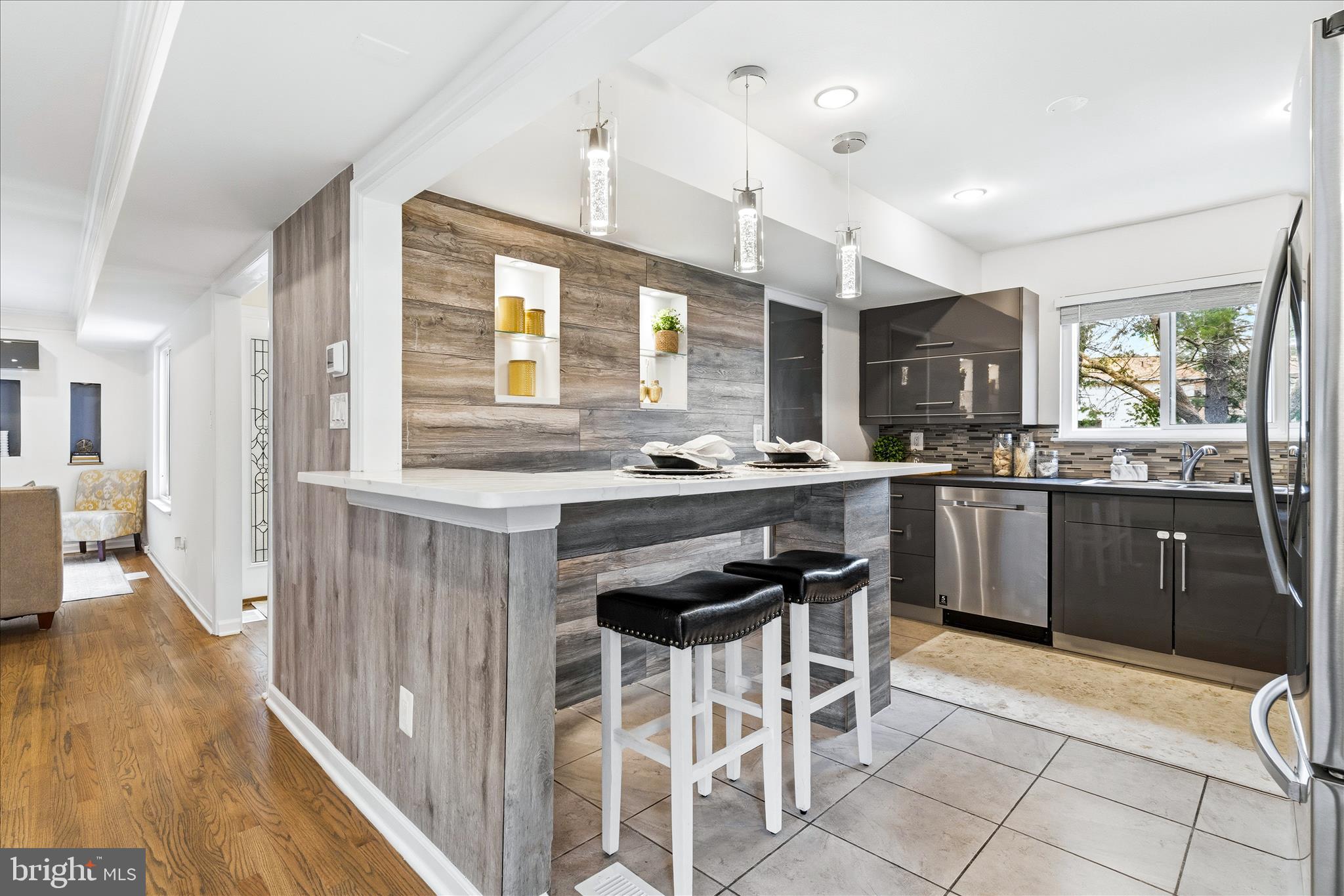 NEWPORT ESTATES - Residential