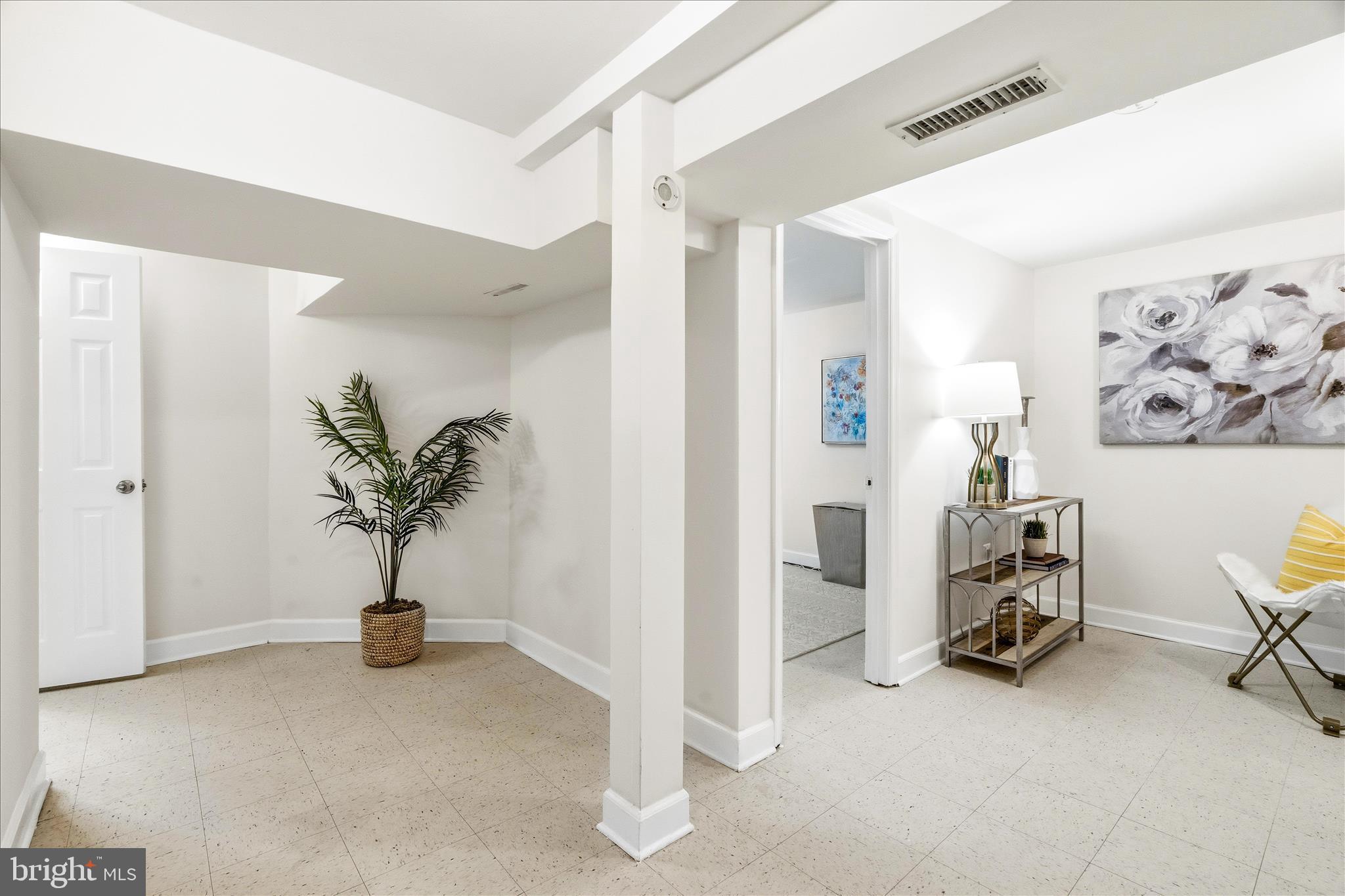 NEWPORT ESTATES - Residential