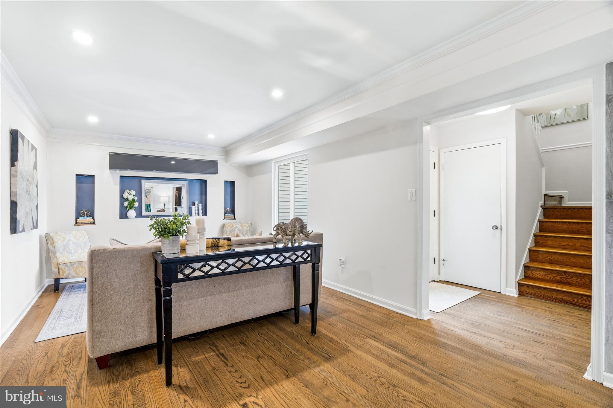 NEWPORT ESTATES - Residential