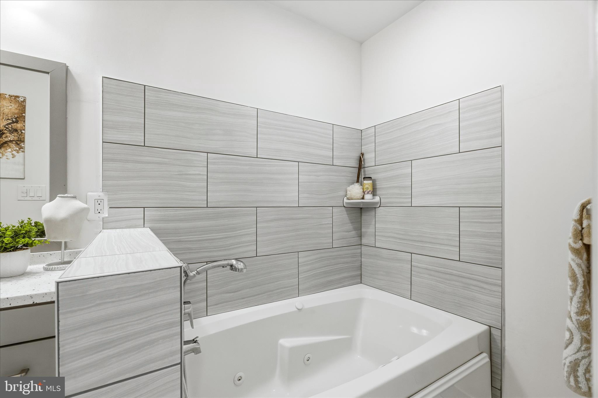 NEWPORT ESTATES - Residential