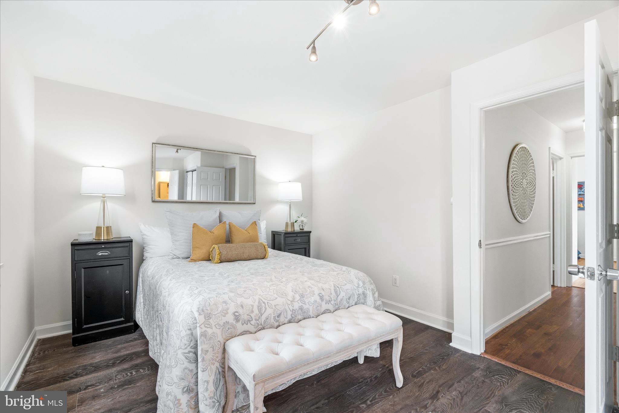 NEWPORT ESTATES - Residential