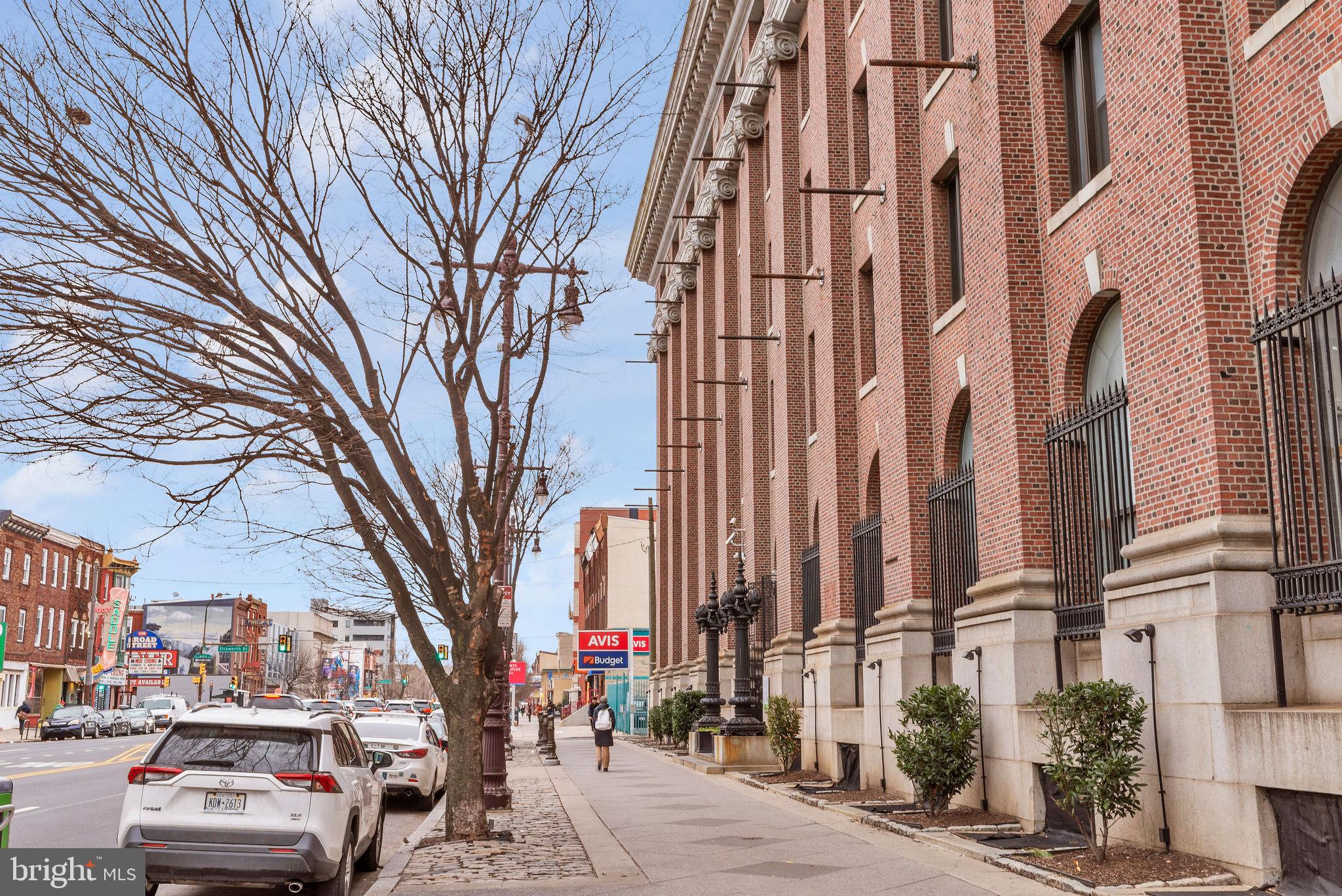 AVENUE OF THE ARTS - Residential