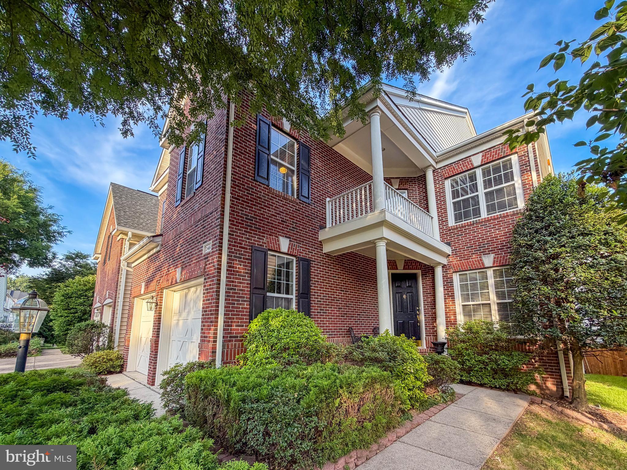 2460 CYPRESS GREEN LANE