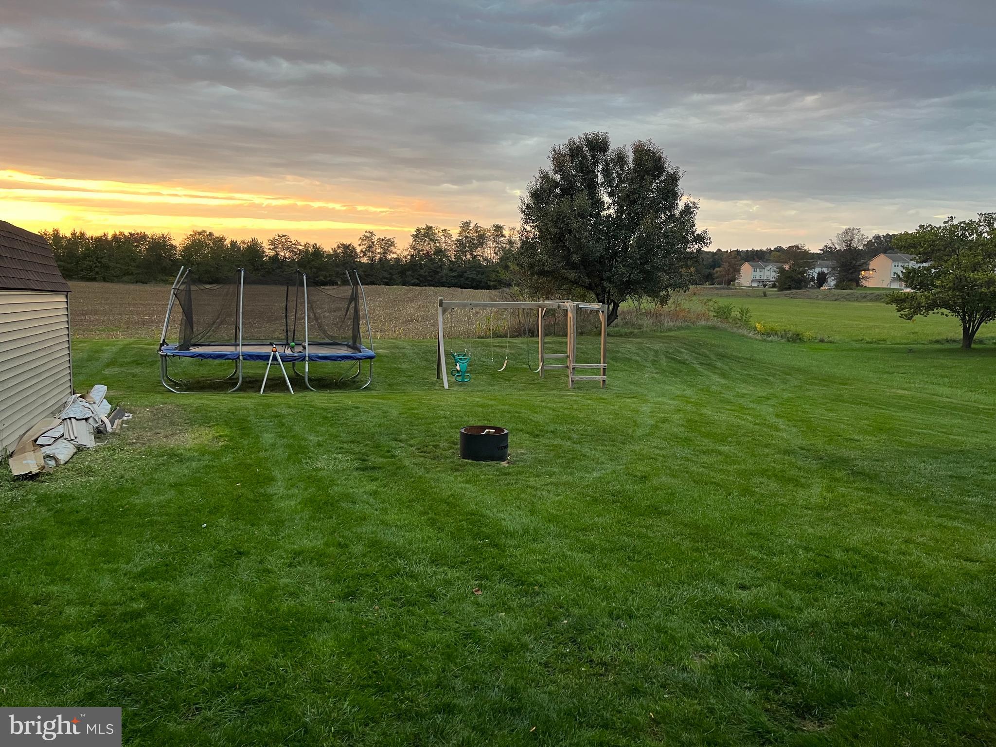 MOUNTAIN SHADOW TERRACE - Residential