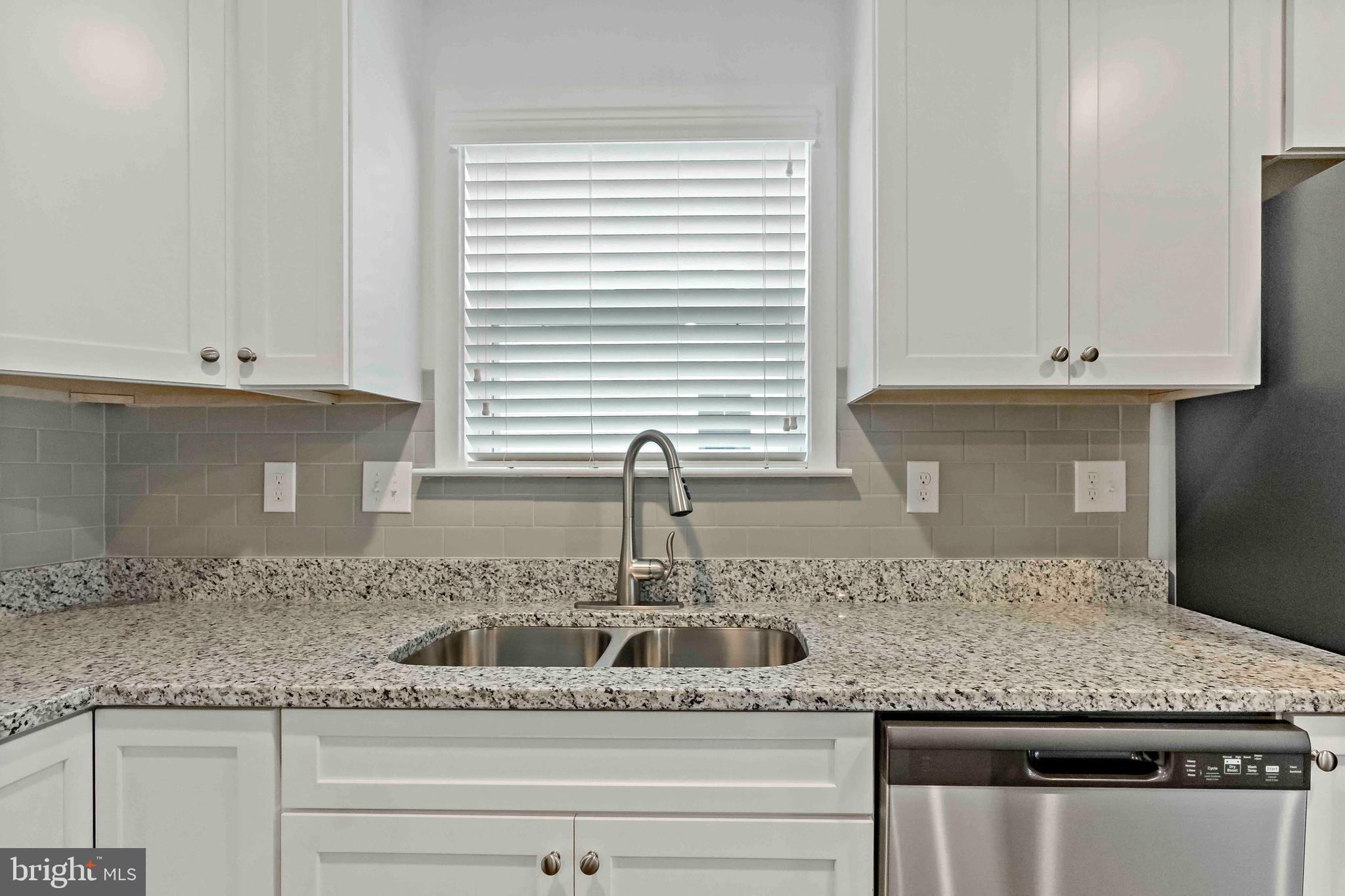 CARDINAL POINTE - Residential