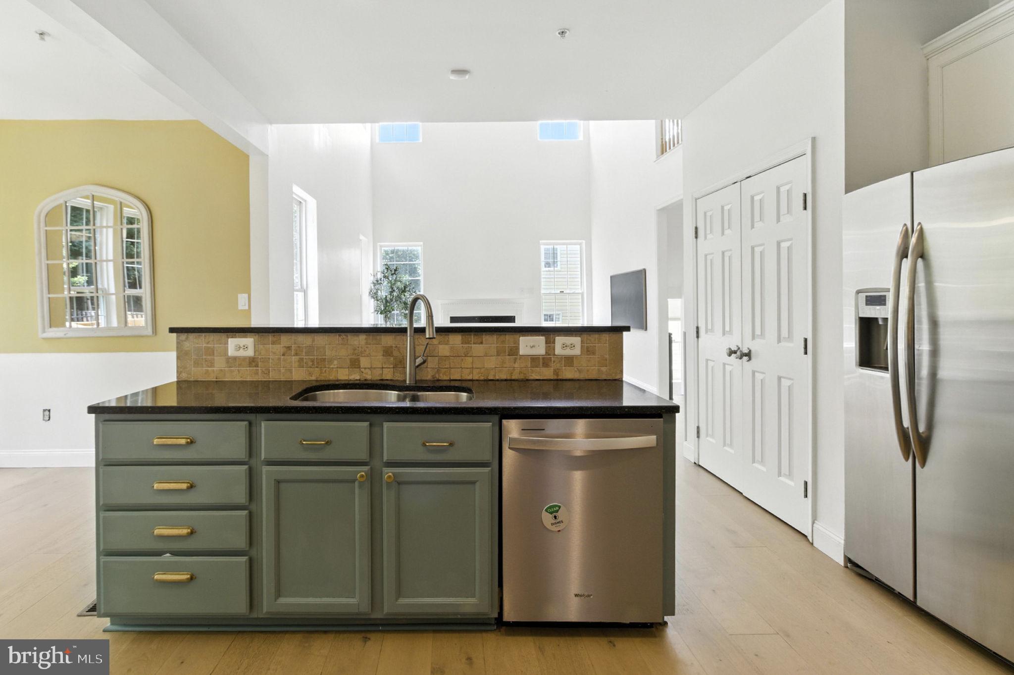 WOOD POINTE - Residential