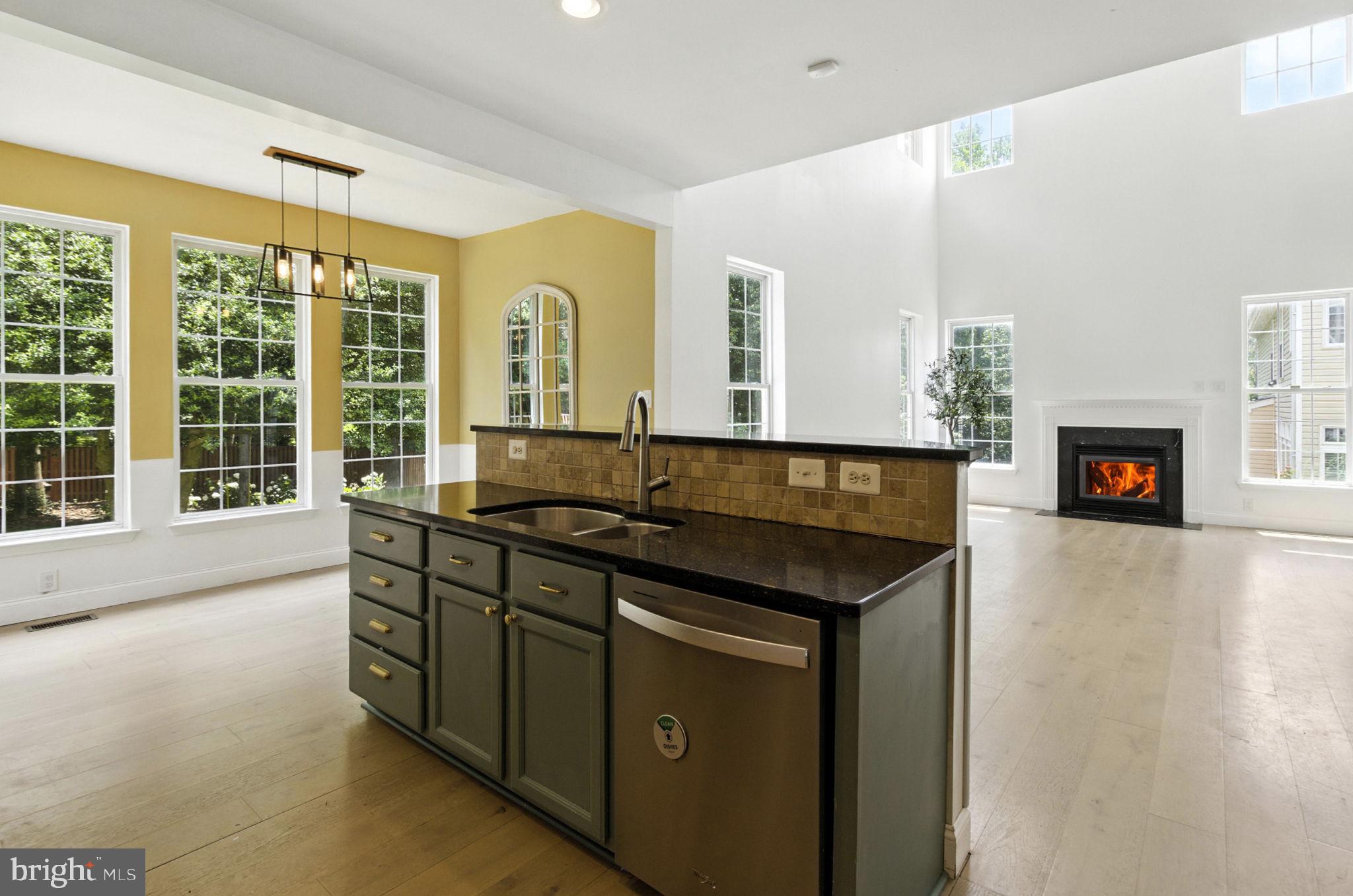 WOOD POINTE - Residential