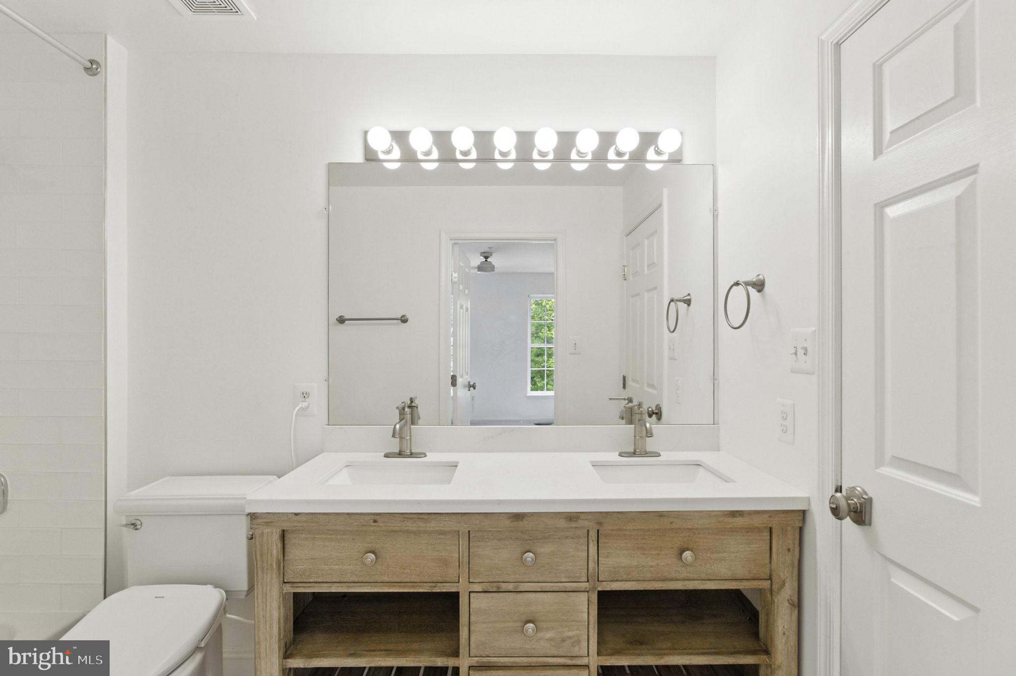 WOOD POINTE - Residential