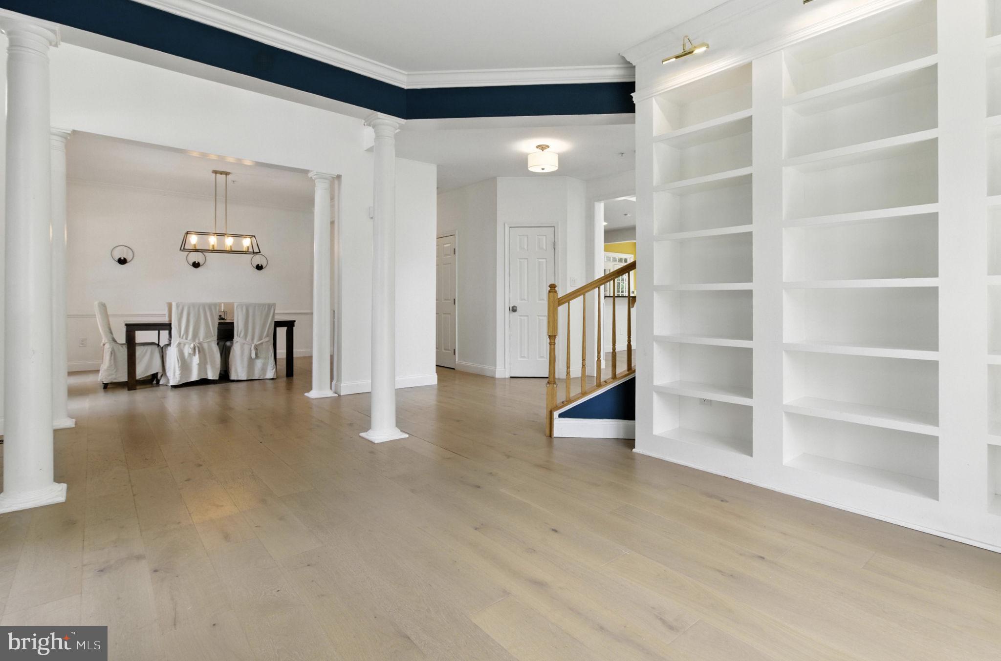 WOOD POINTE - Residential