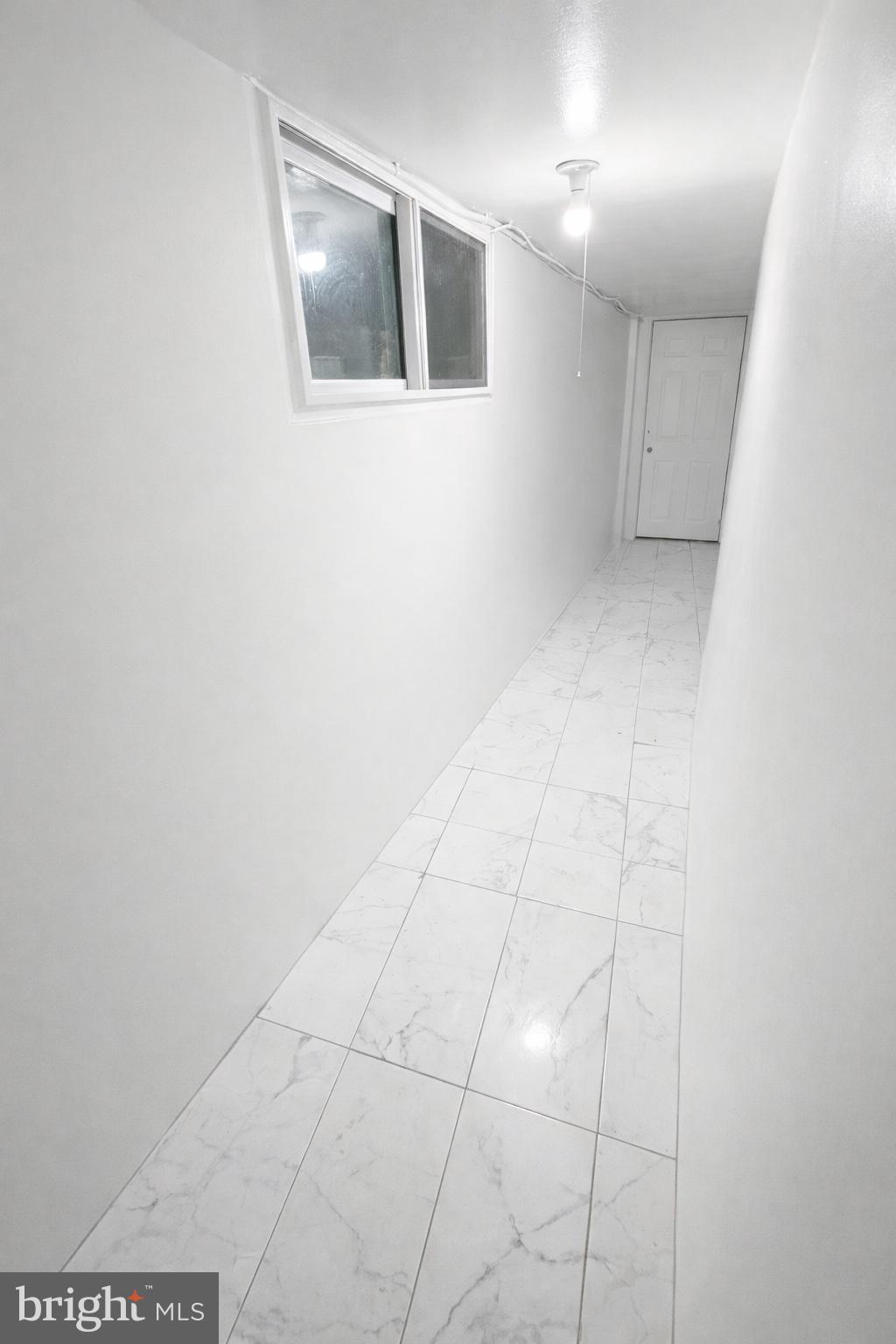 OXFORD CIRCLE - Residential