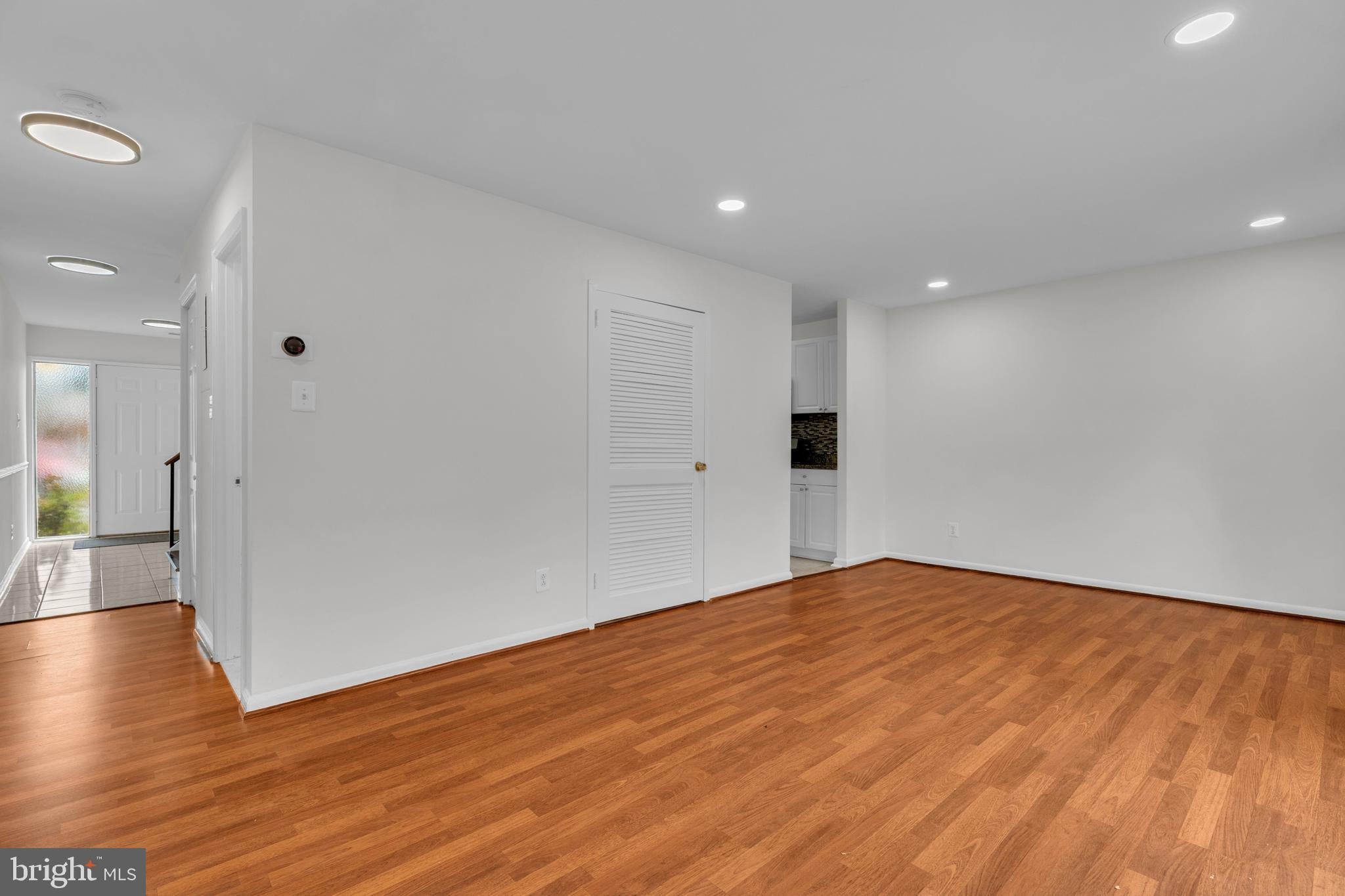 1233 MAGNOLIA LANE