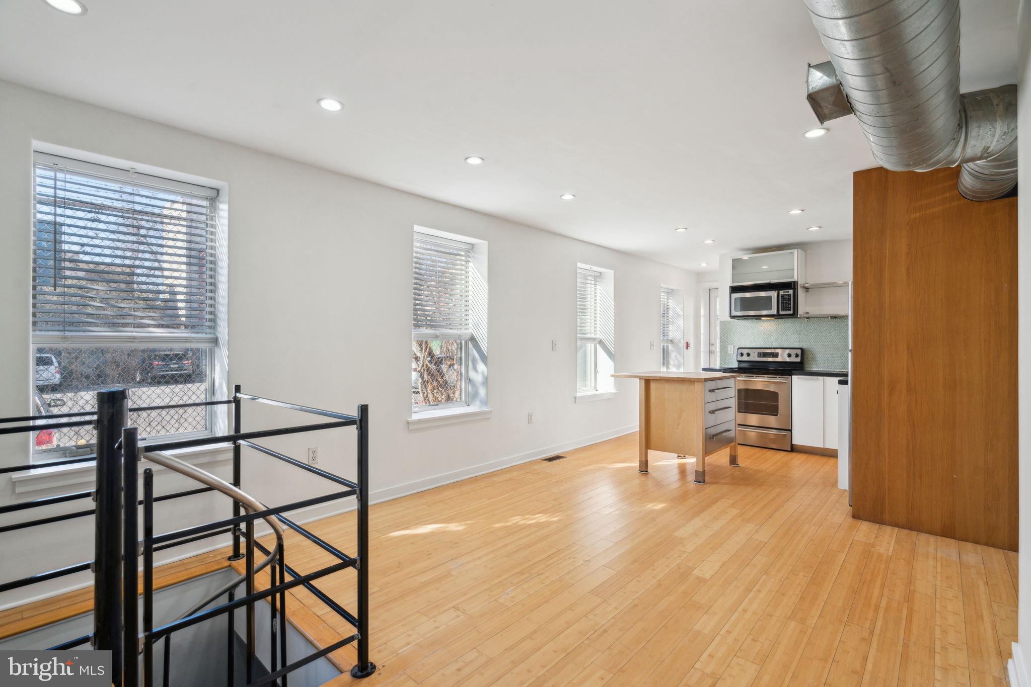 1006 N 5TH STREET 2