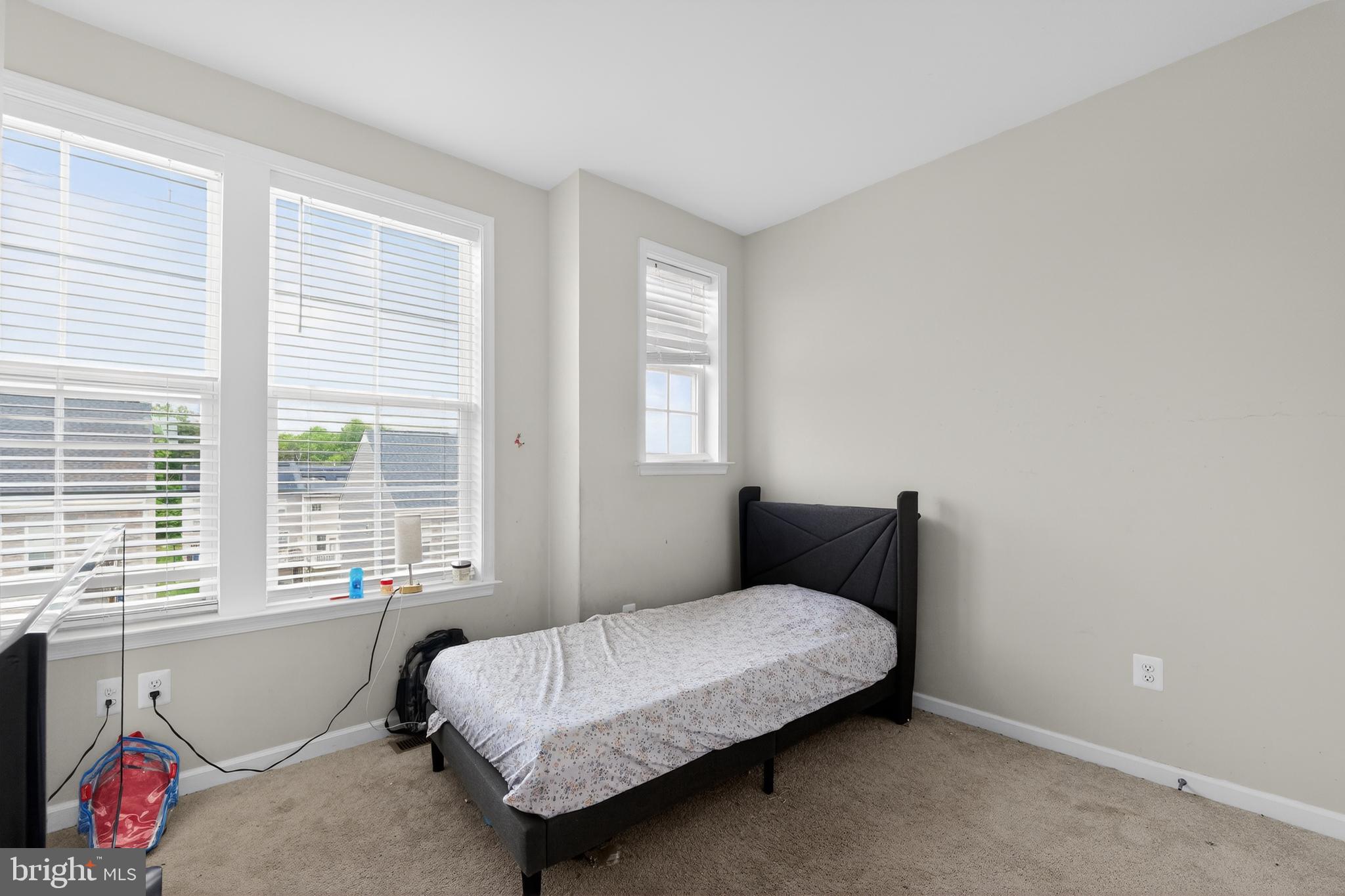 LAUREL OVERLOOK - Residential