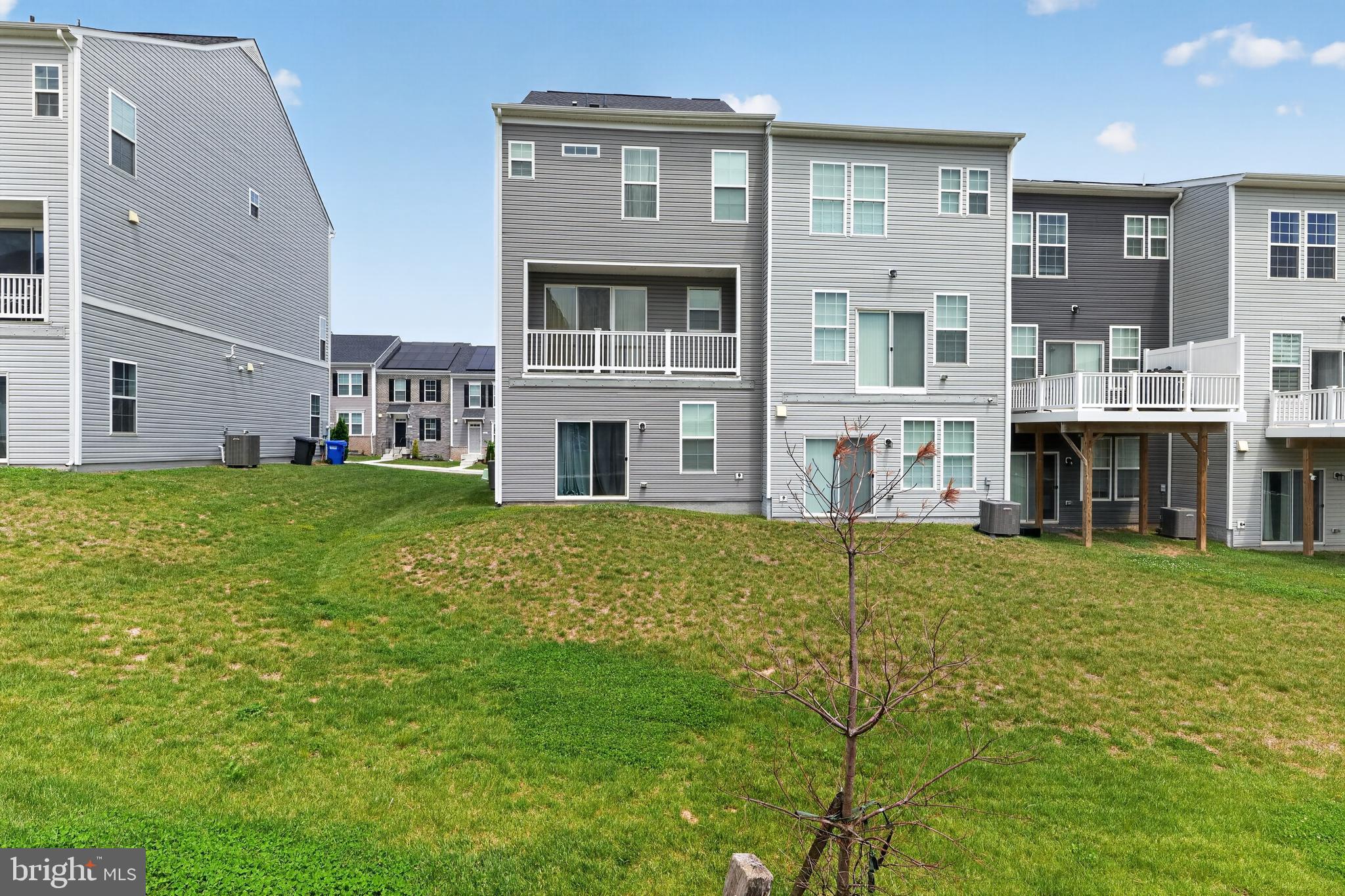 LAUREL OVERLOOK - Residential