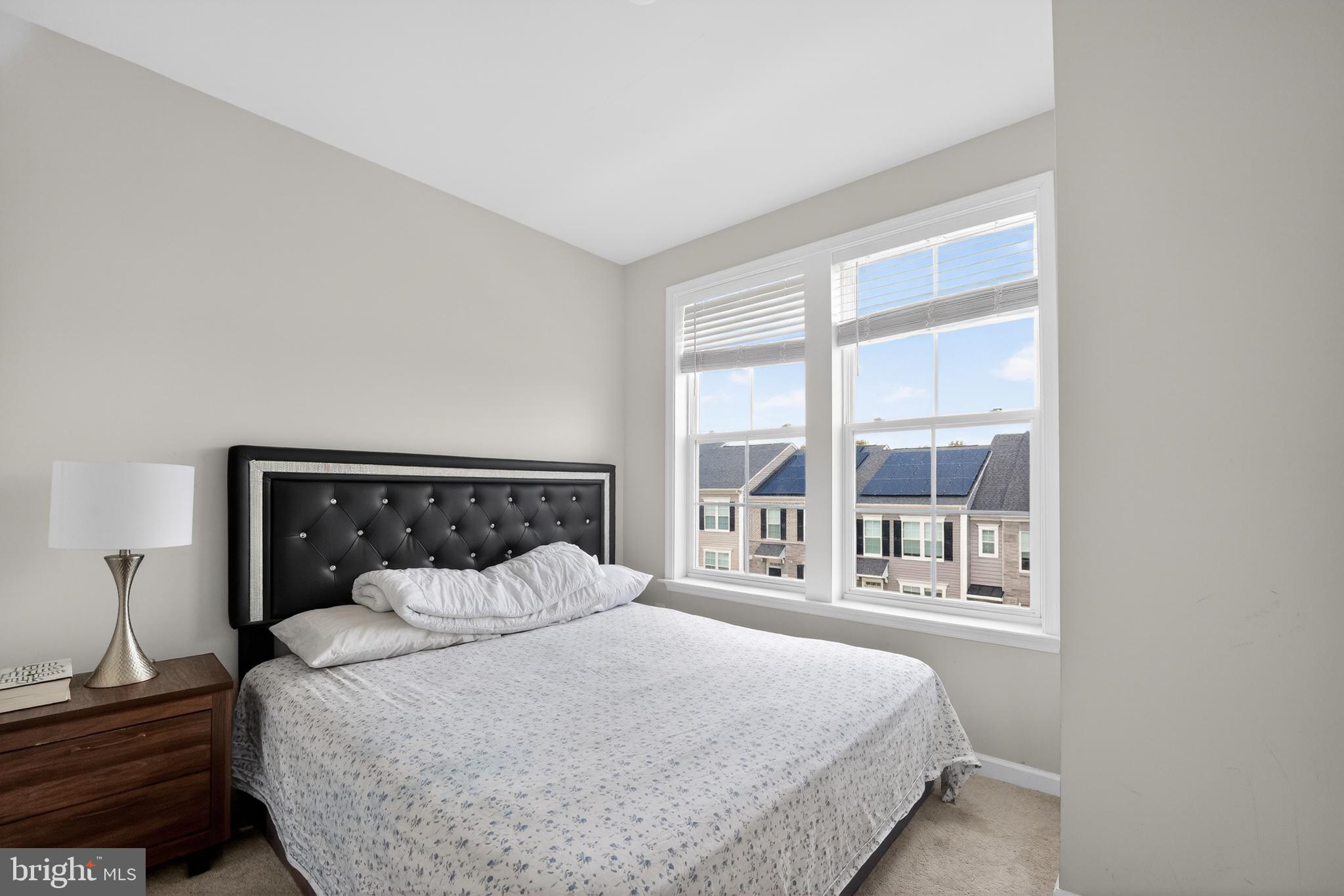 LAUREL OVERLOOK - Residential