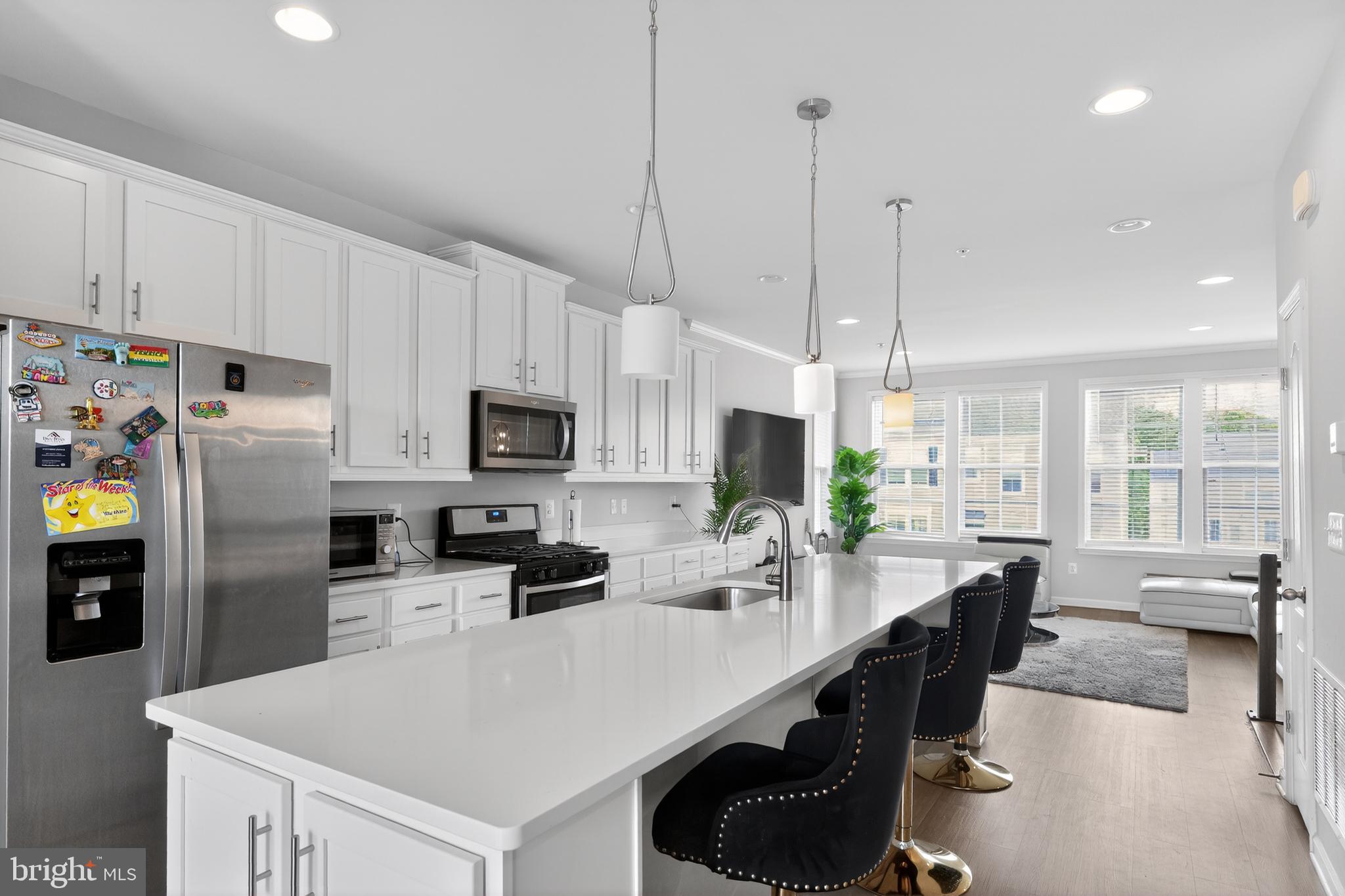 LAUREL OVERLOOK - Residential