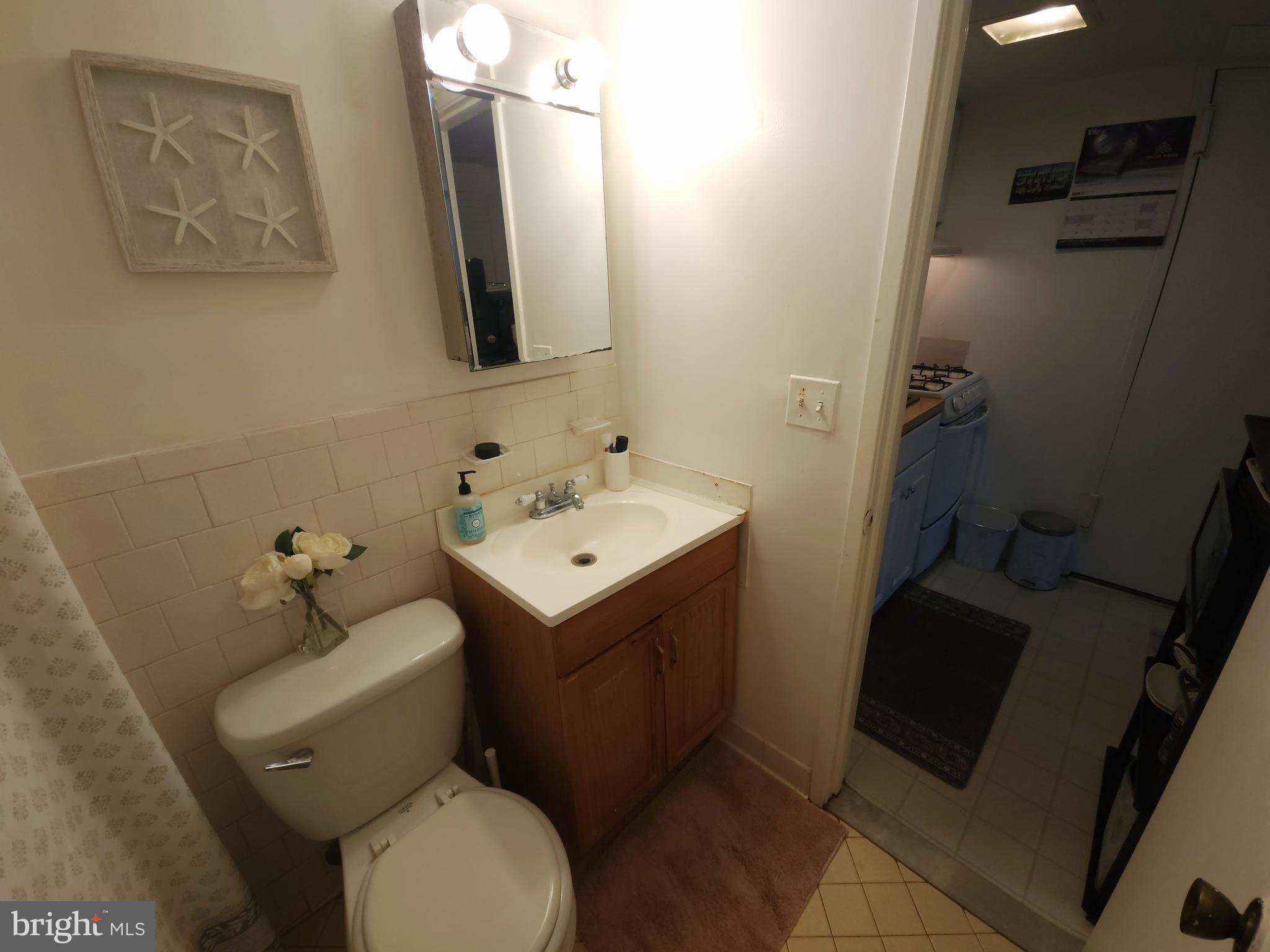 AMERICANA FINMARK - Residential Lease