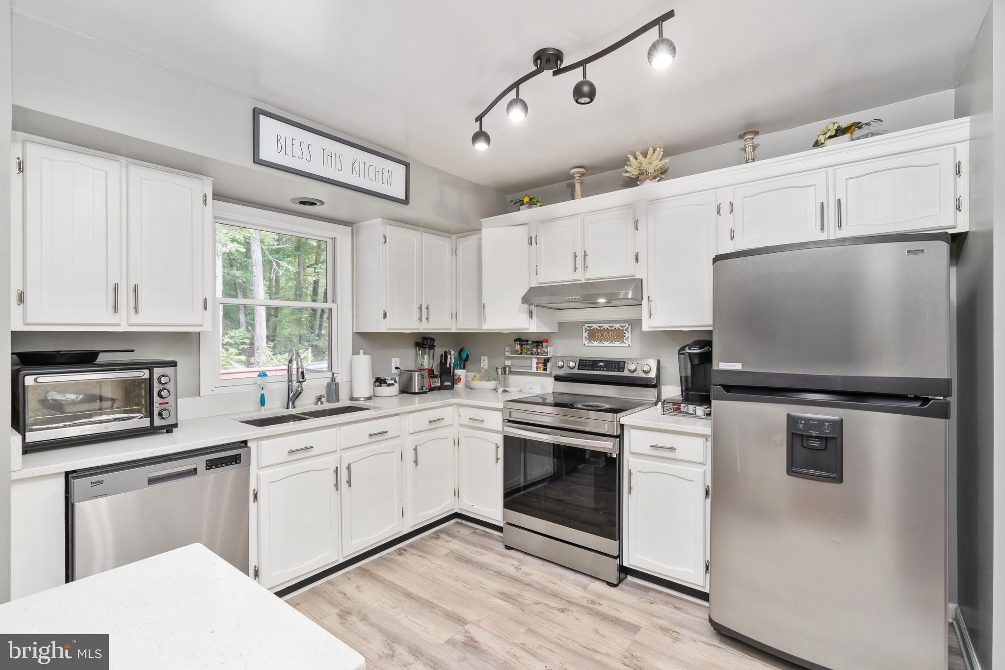 MIXSON PROPERTY DIVISION - Residential