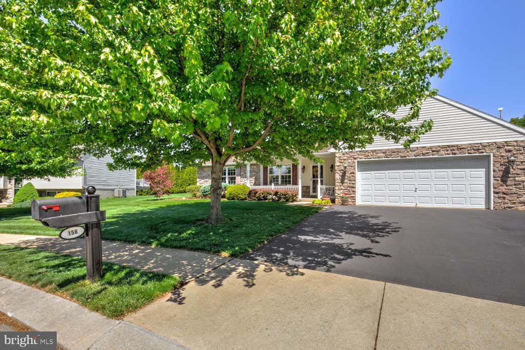 Photo of 156 Shalom Drive, DENVER, PA 17517 (MLS # PALA2088170)