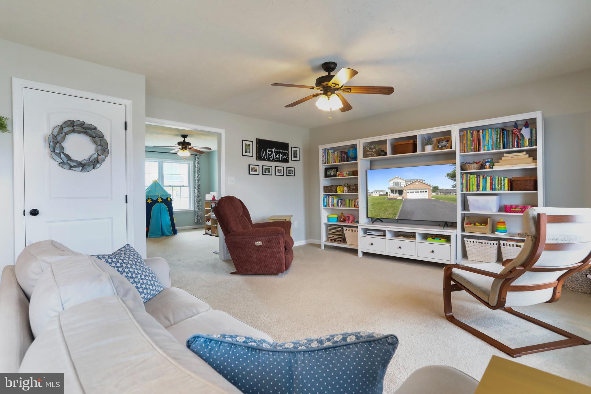 SPRING HILL - Residential