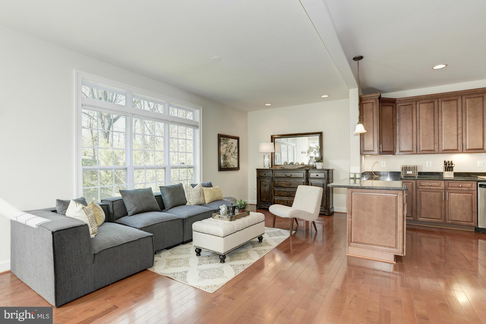 LEE HEIGHTS - Residential