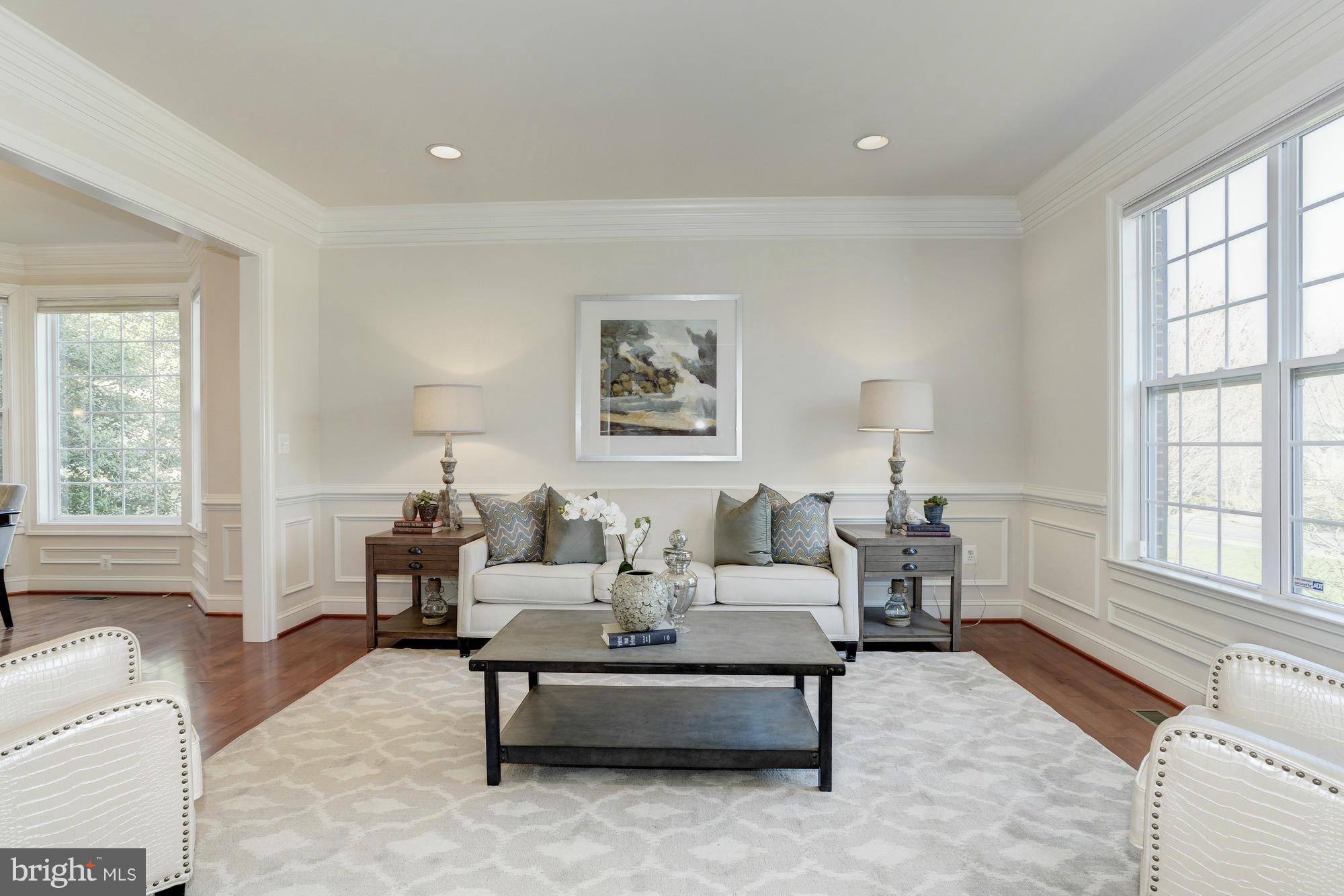 LEE HEIGHTS - Residential