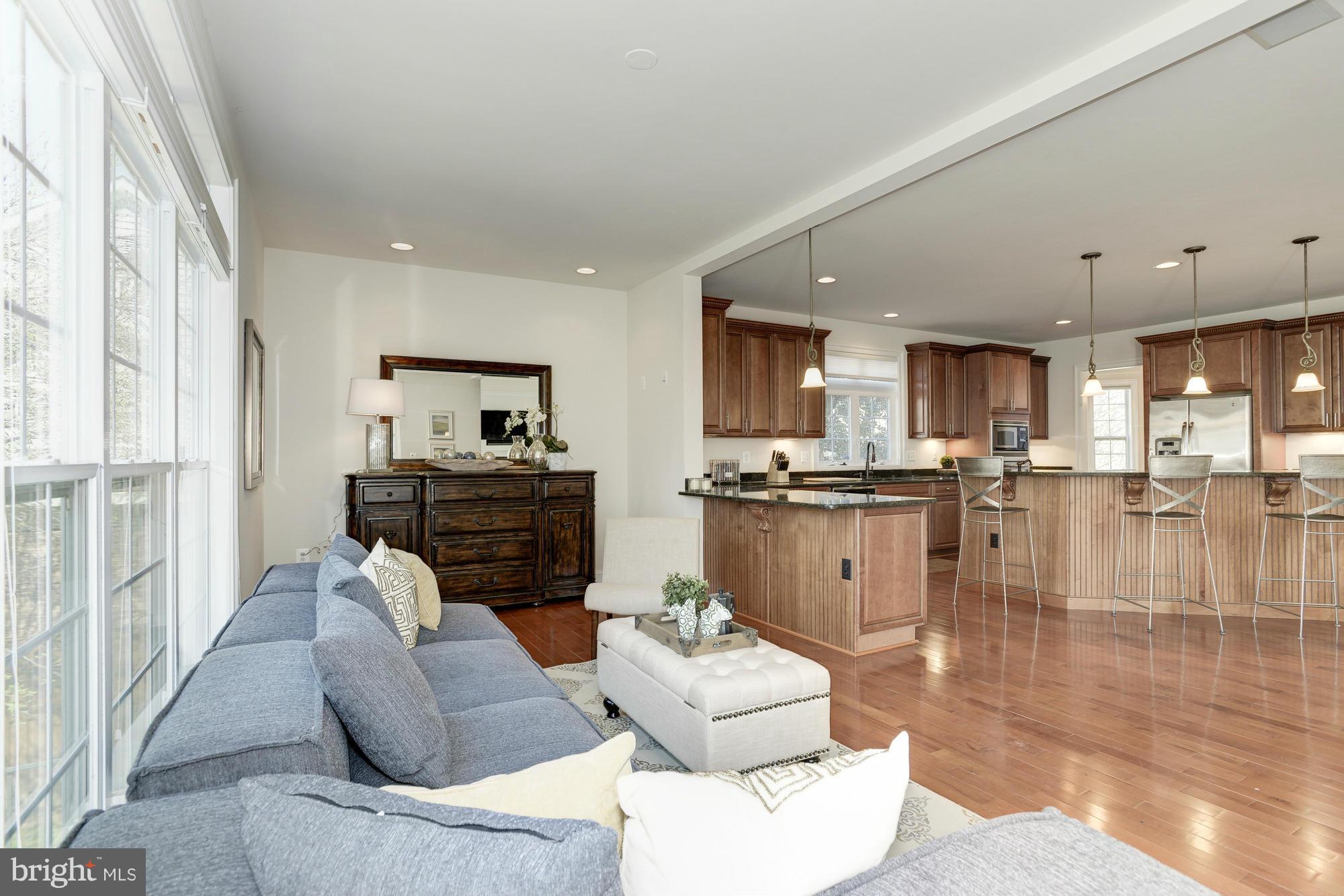 LEE HEIGHTS - Residential