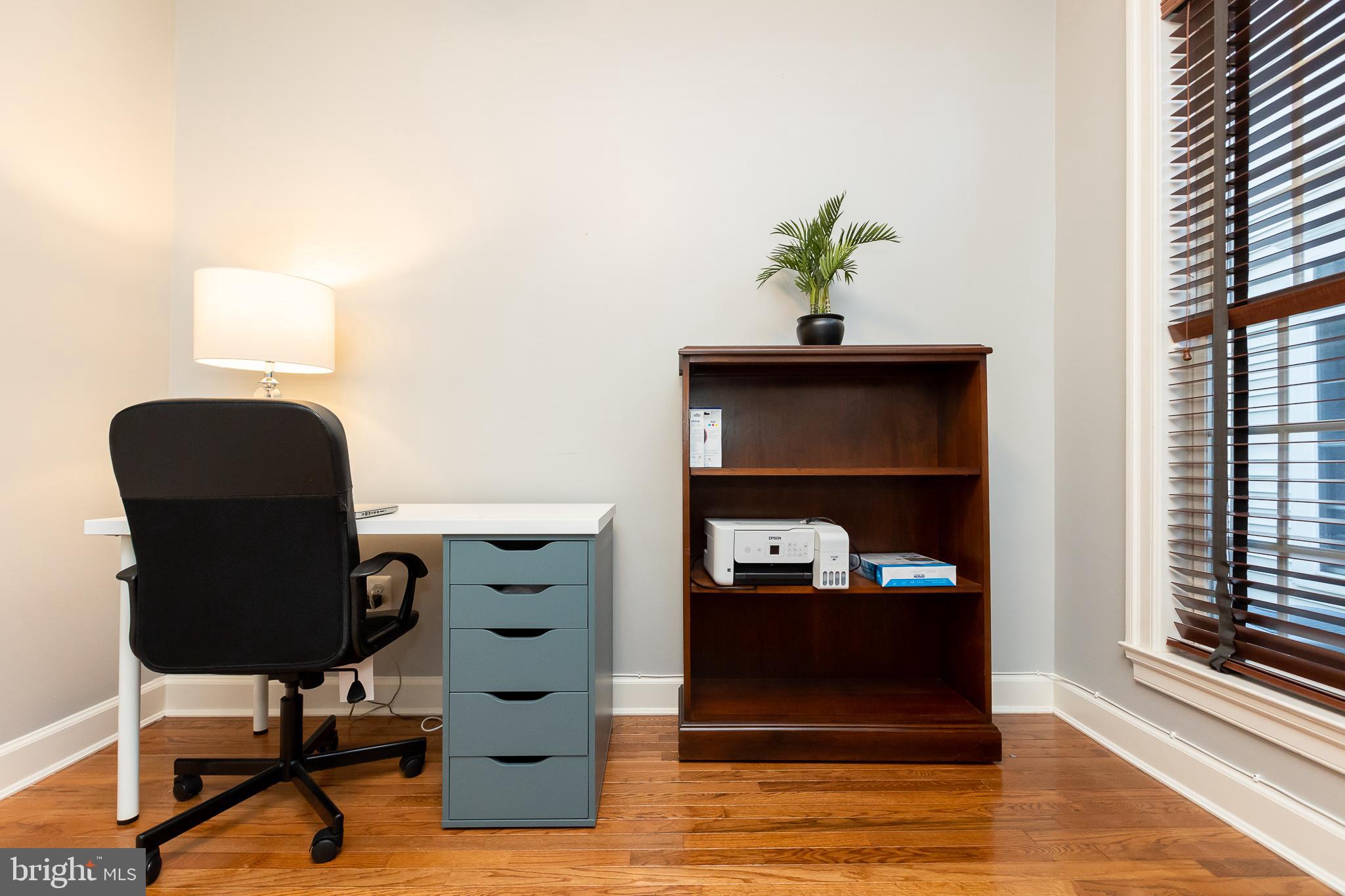 KING FARM WATKINS POND - Residential