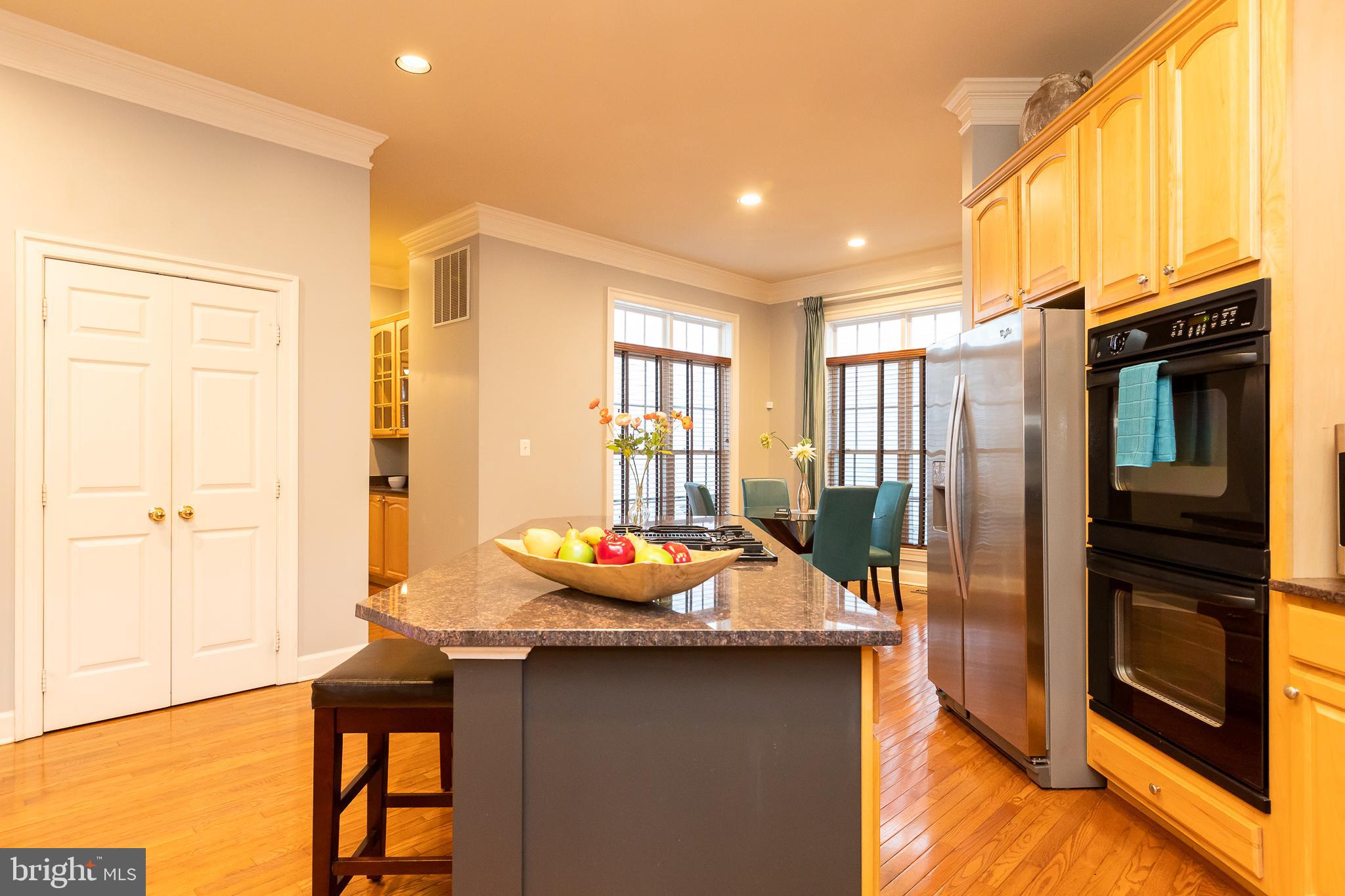 KING FARM WATKINS POND - Residential