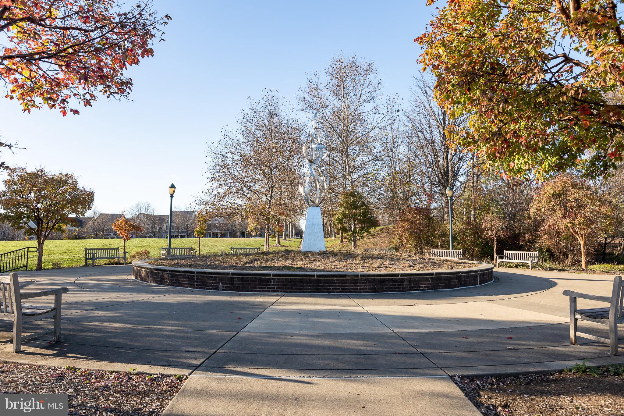 KING FARM WATKINS POND - Residential